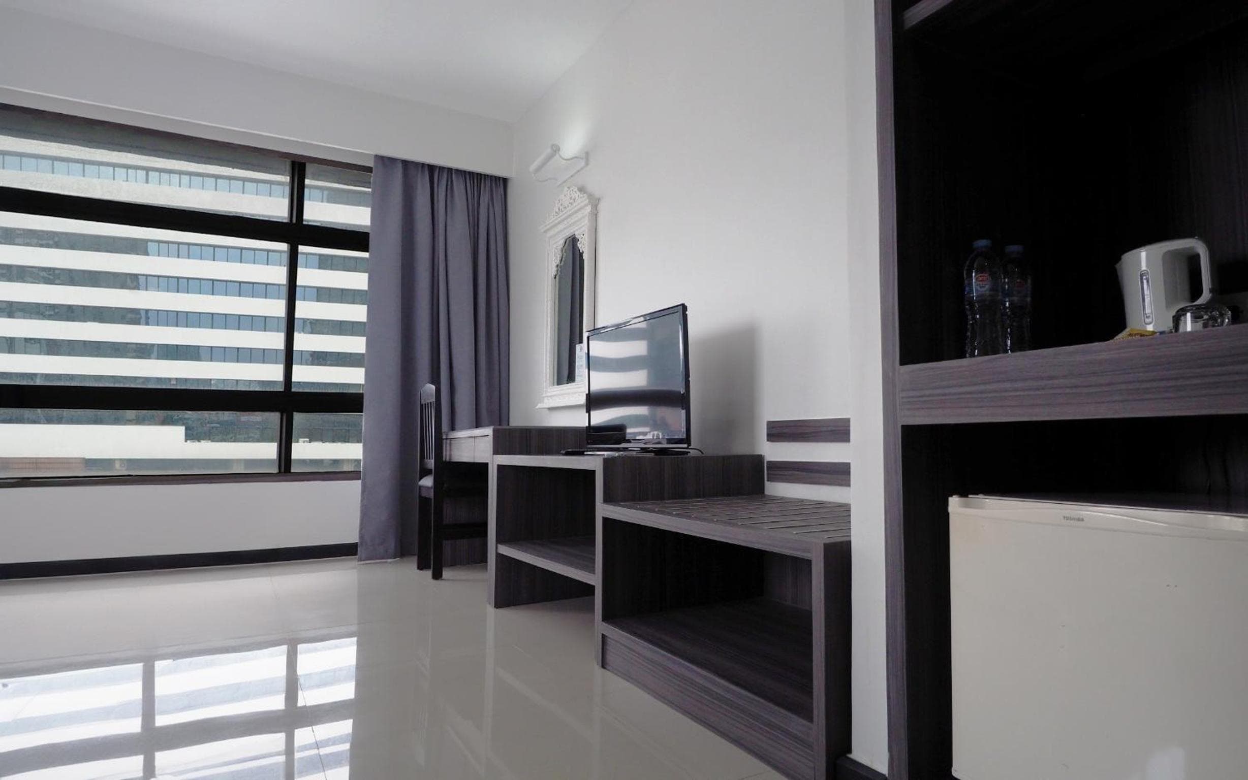 Pinnacle Lumpini Park Hotel — 12