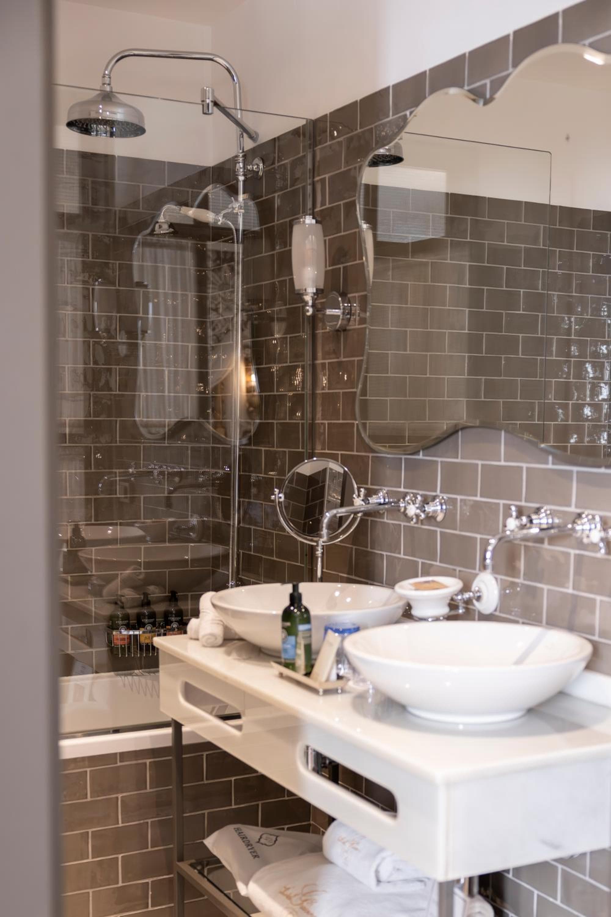 Hotel Gravina 51 — 19