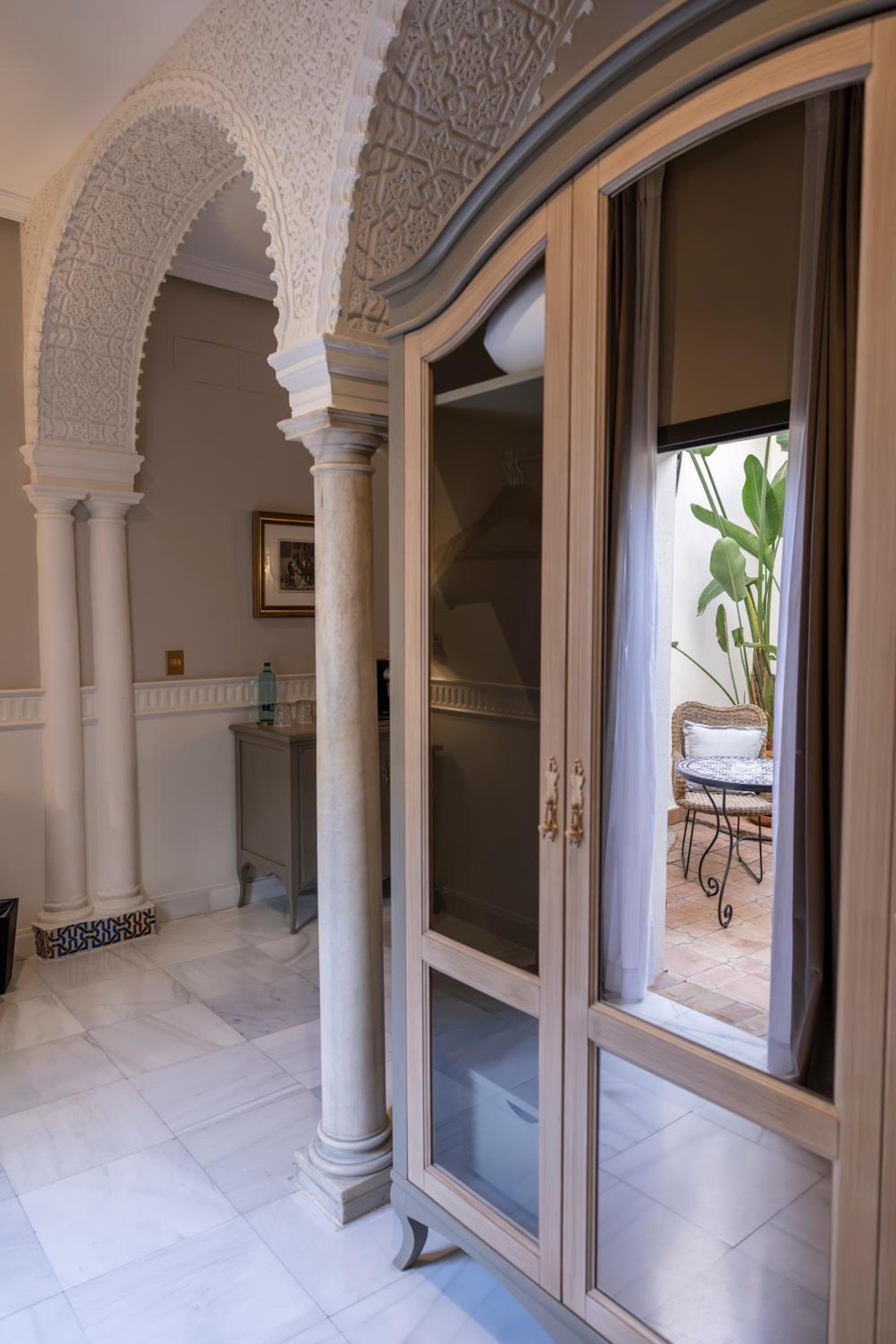 Hotel Gravina 51 — 30