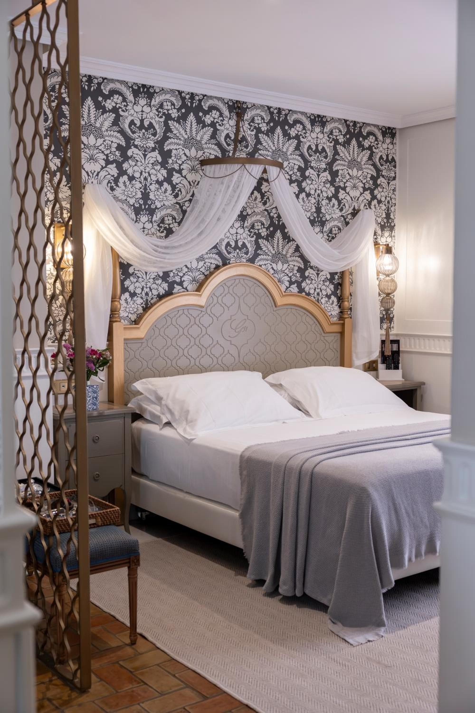 Hotel Gravina 51 — 30