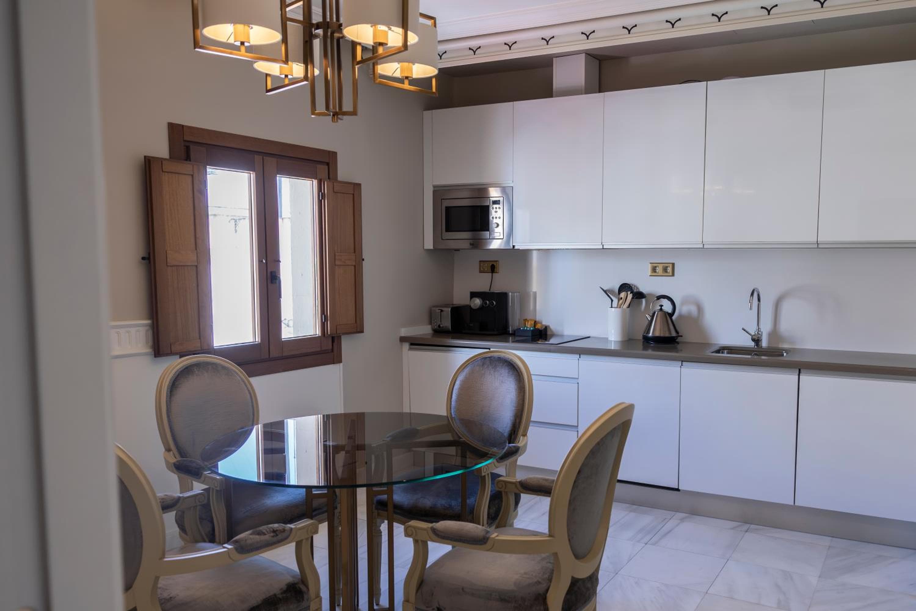 Hotel Gravina 51 — 17