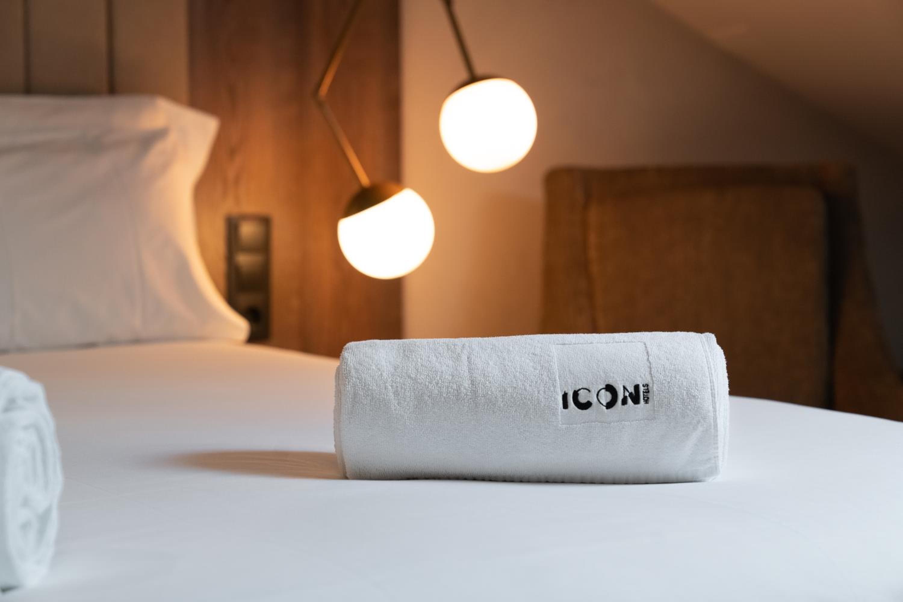 ICON Wipton — 6
