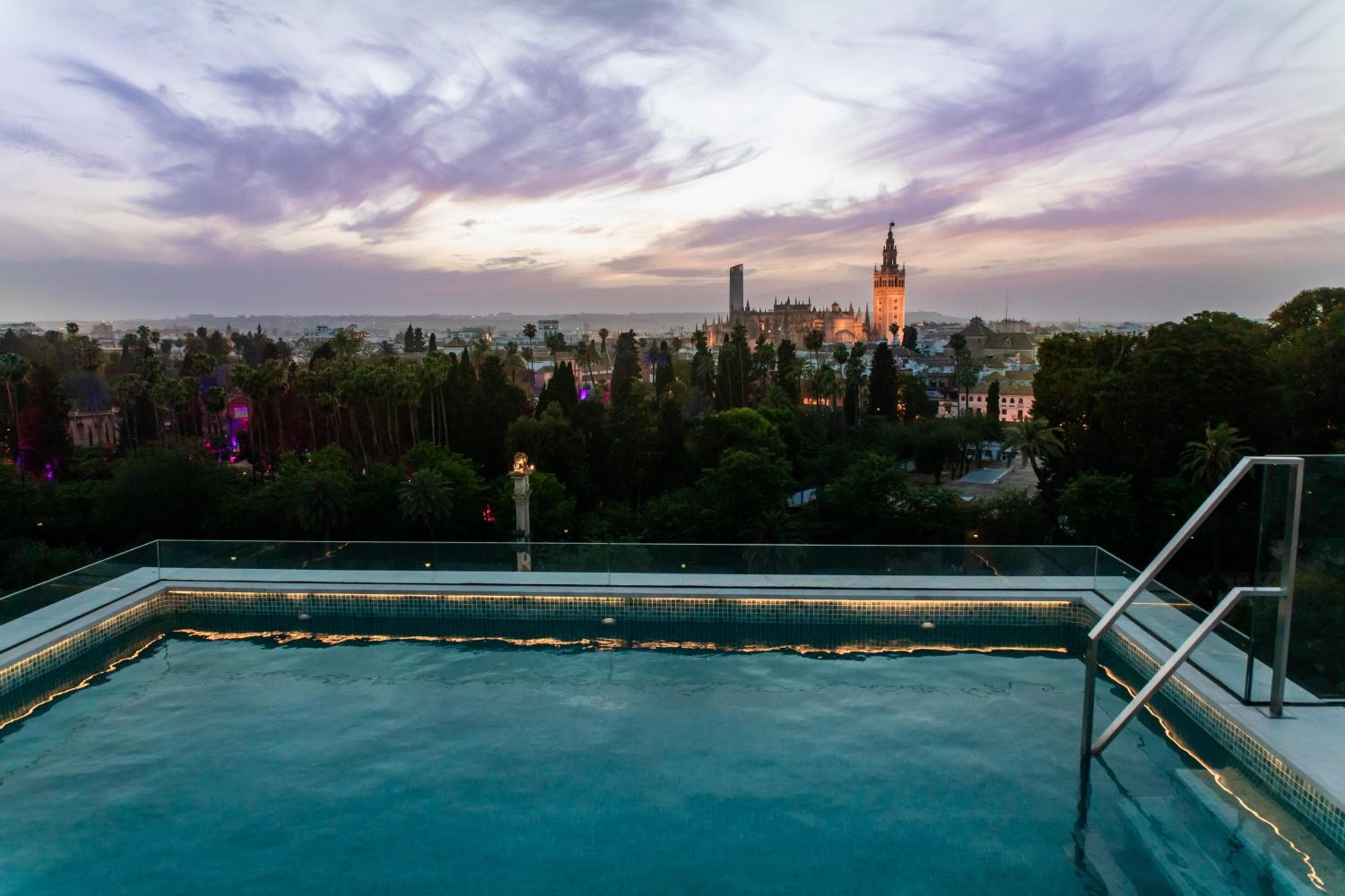 Hotel Alcázar — 28