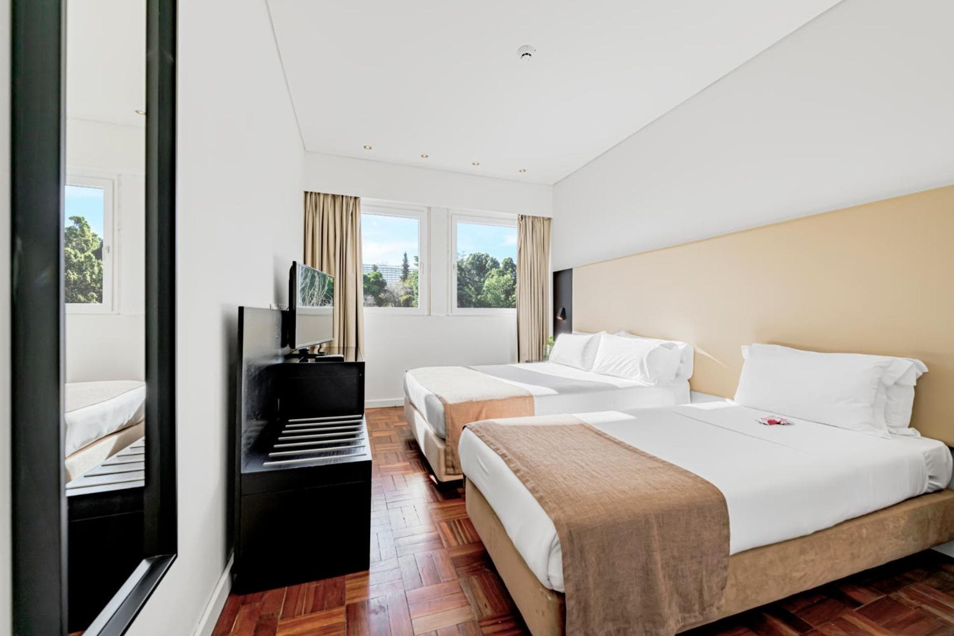 Lissabon Central Park Hotel Suiten & Studios — 15