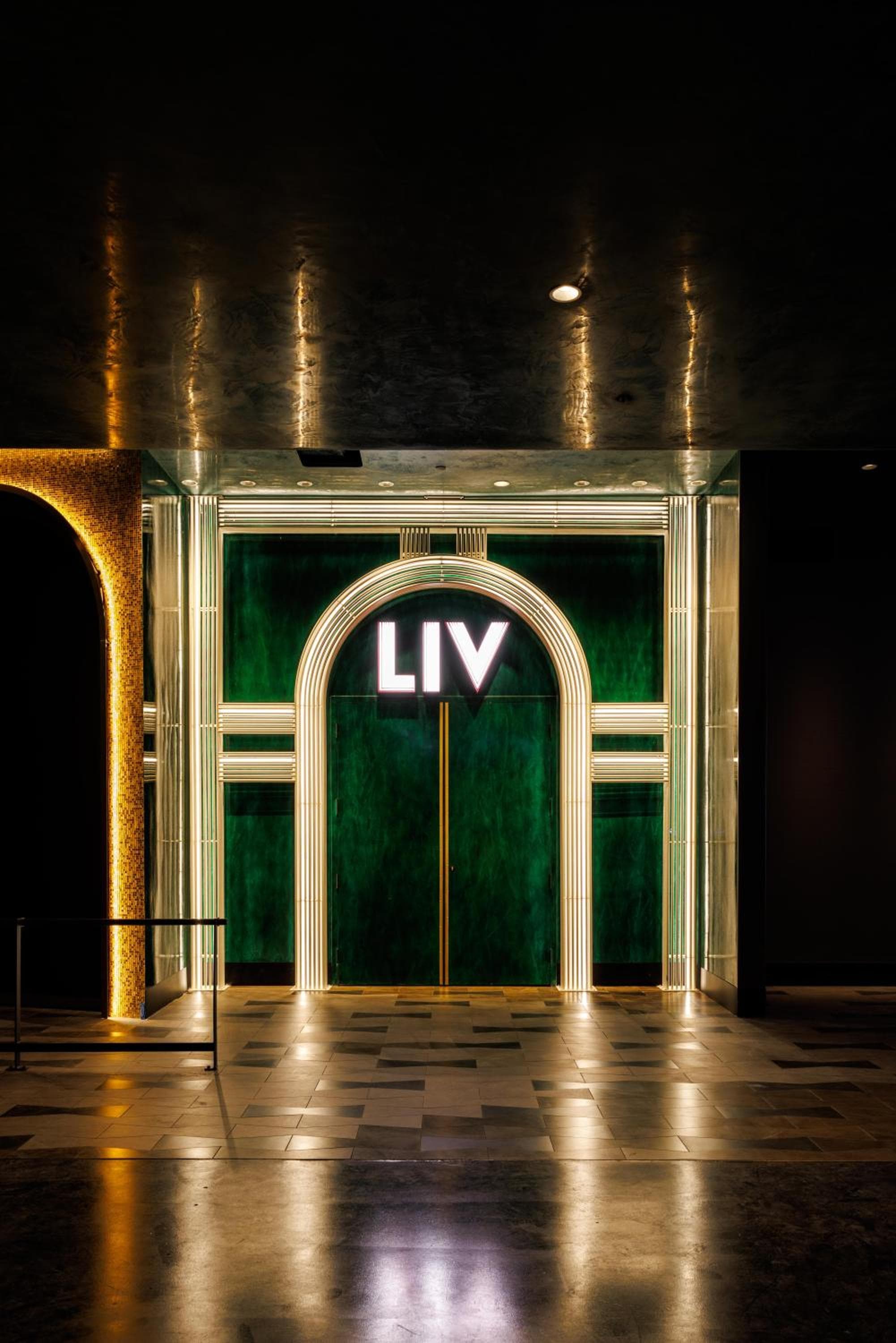 Fontainebleau Las Vegas — 18