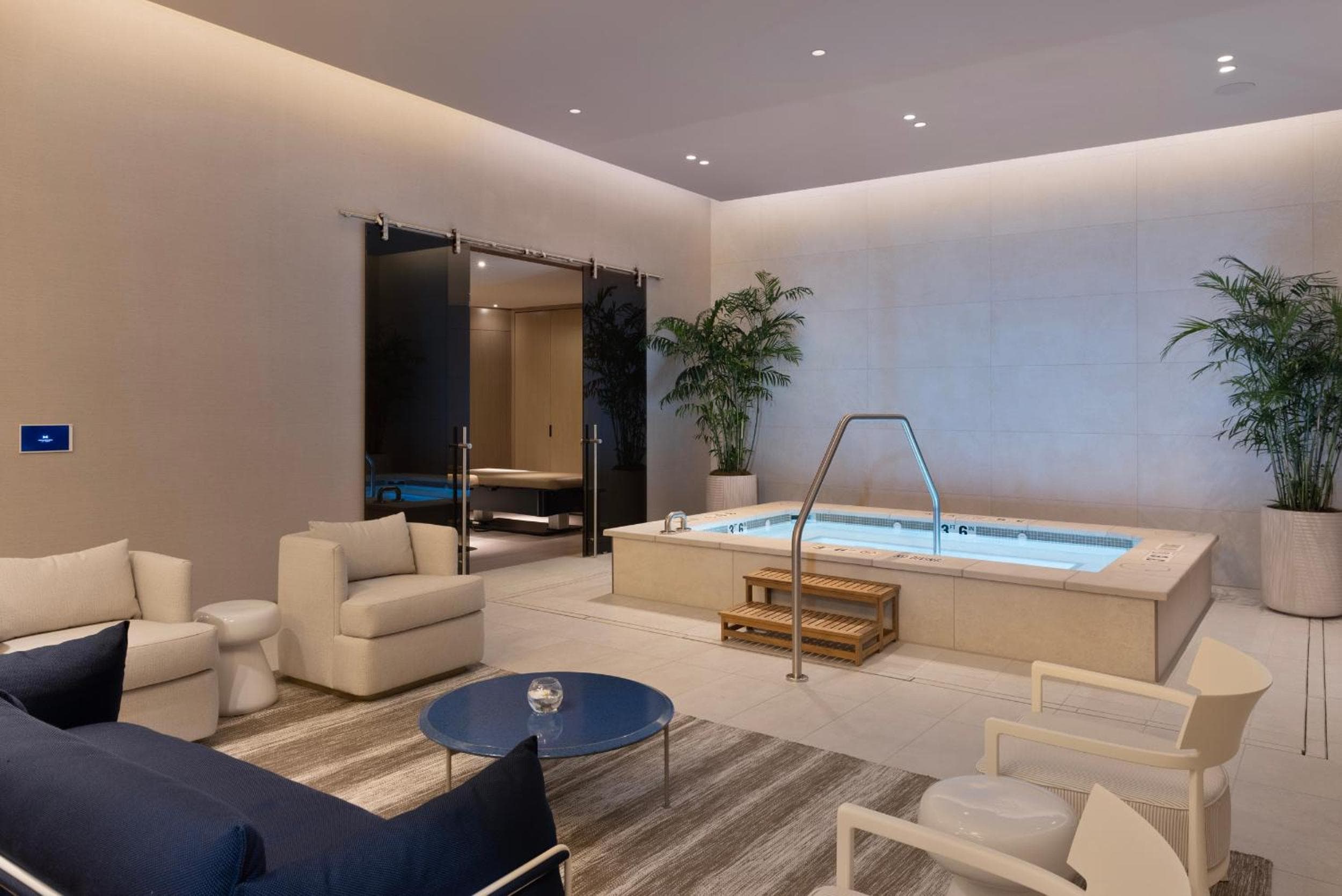 Fontainebleau Las Vegas, MICHELIN Key Award Hotel — 2
