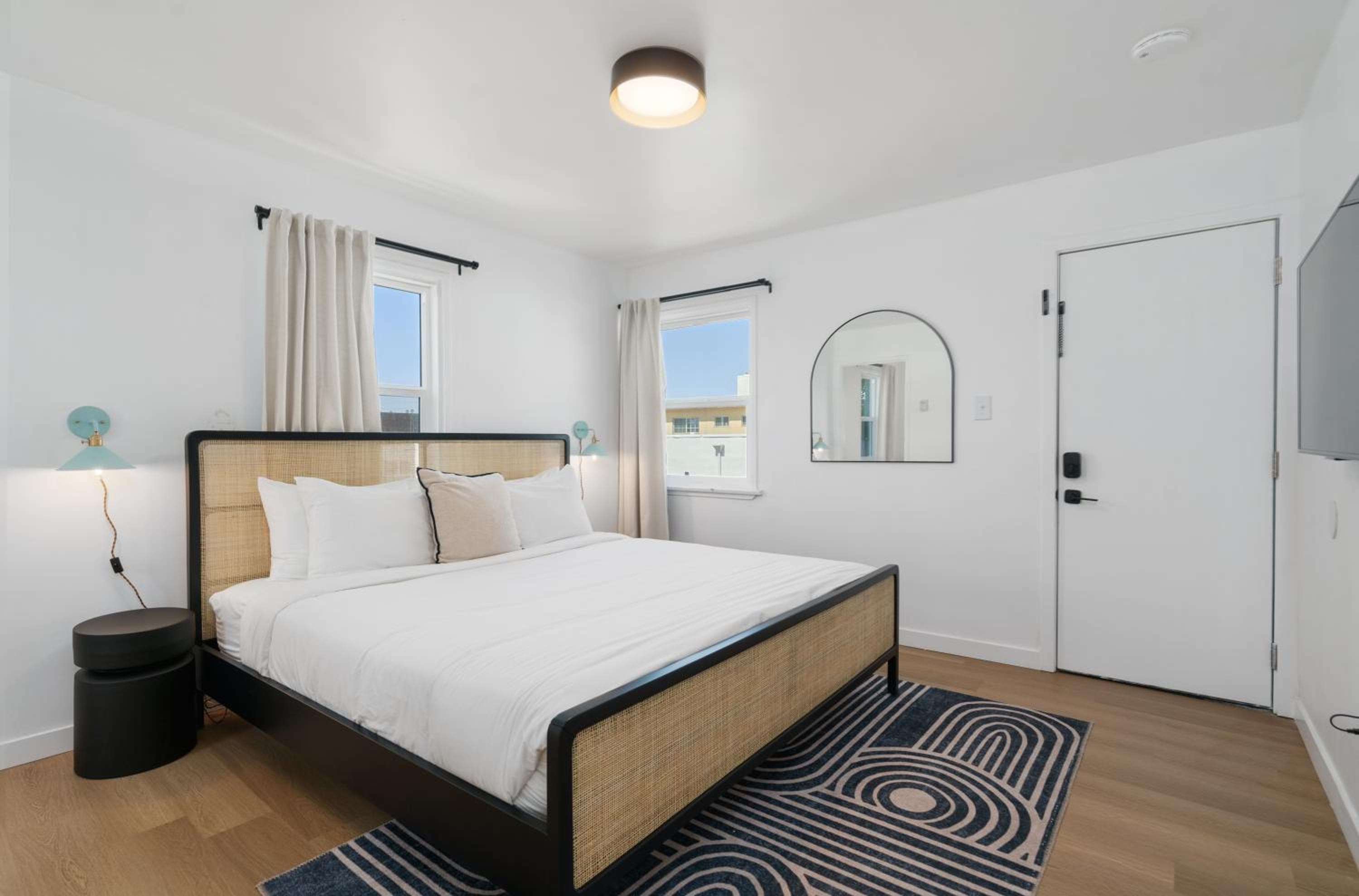 Aliza Hotel — 2