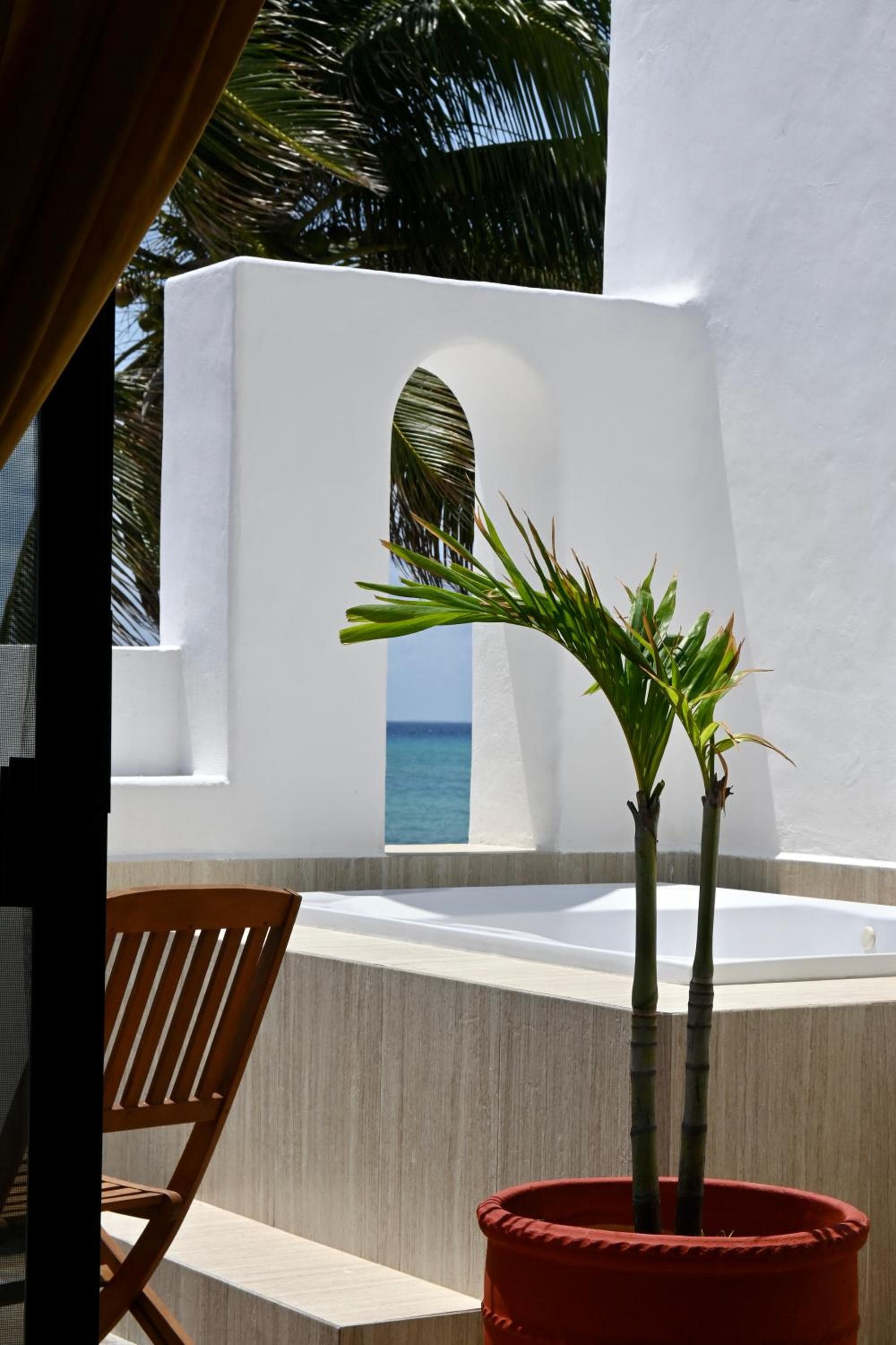 Pelicano Inn Playa del Carmen - Beachfront Hotel — 12