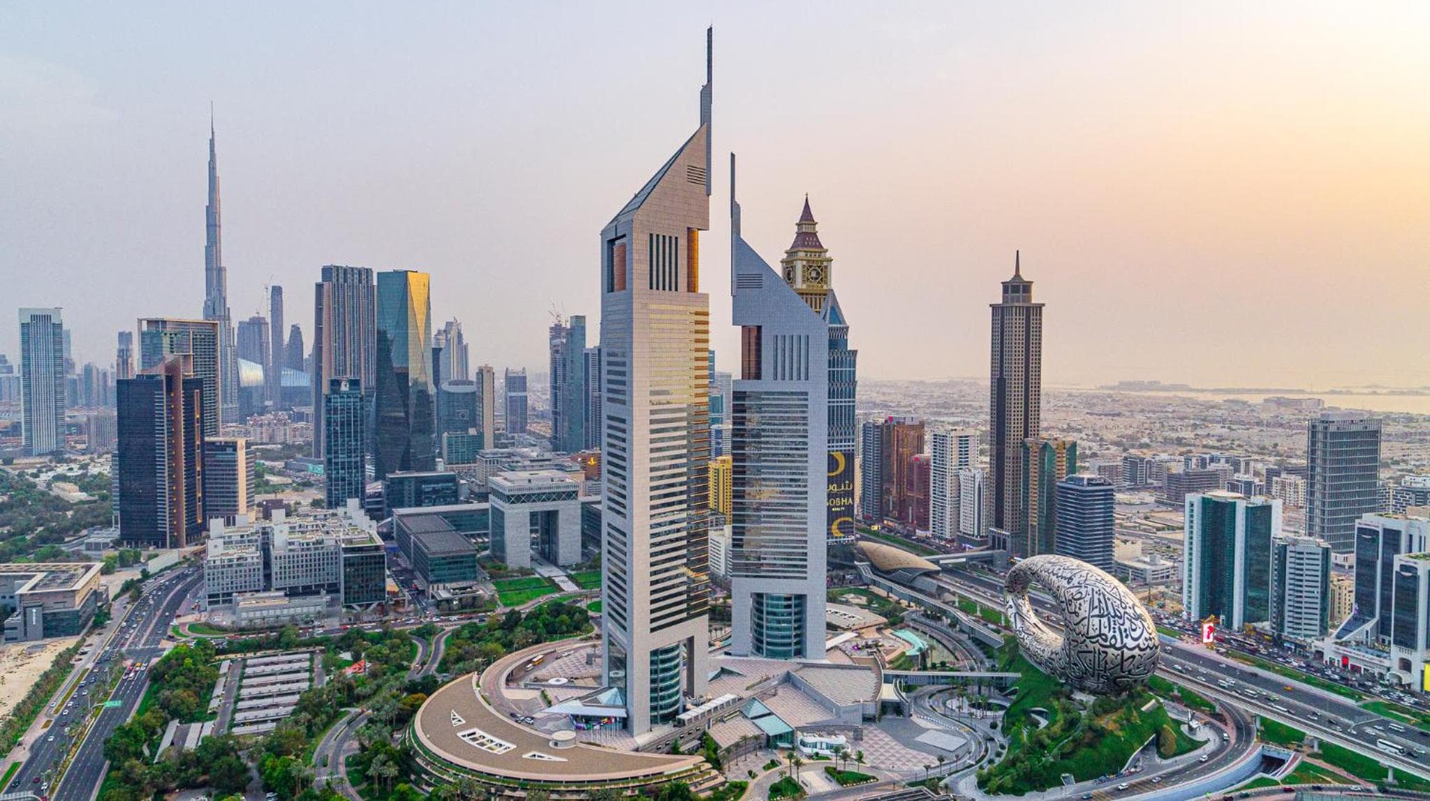 Jumeirah Emirates Towers Dubai — 1