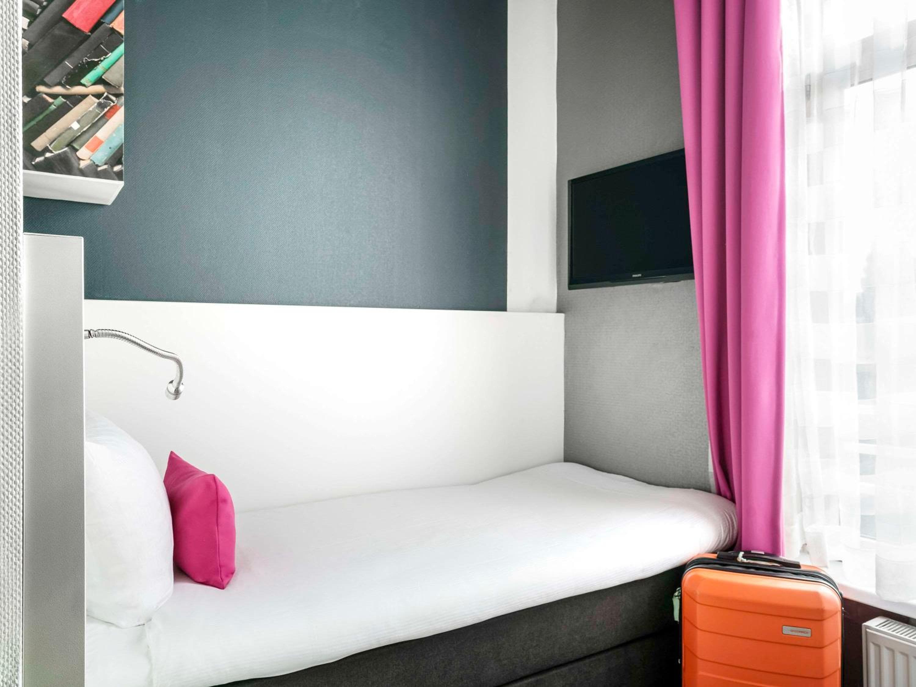 ibis Styles Amsterdam Amstel — 9