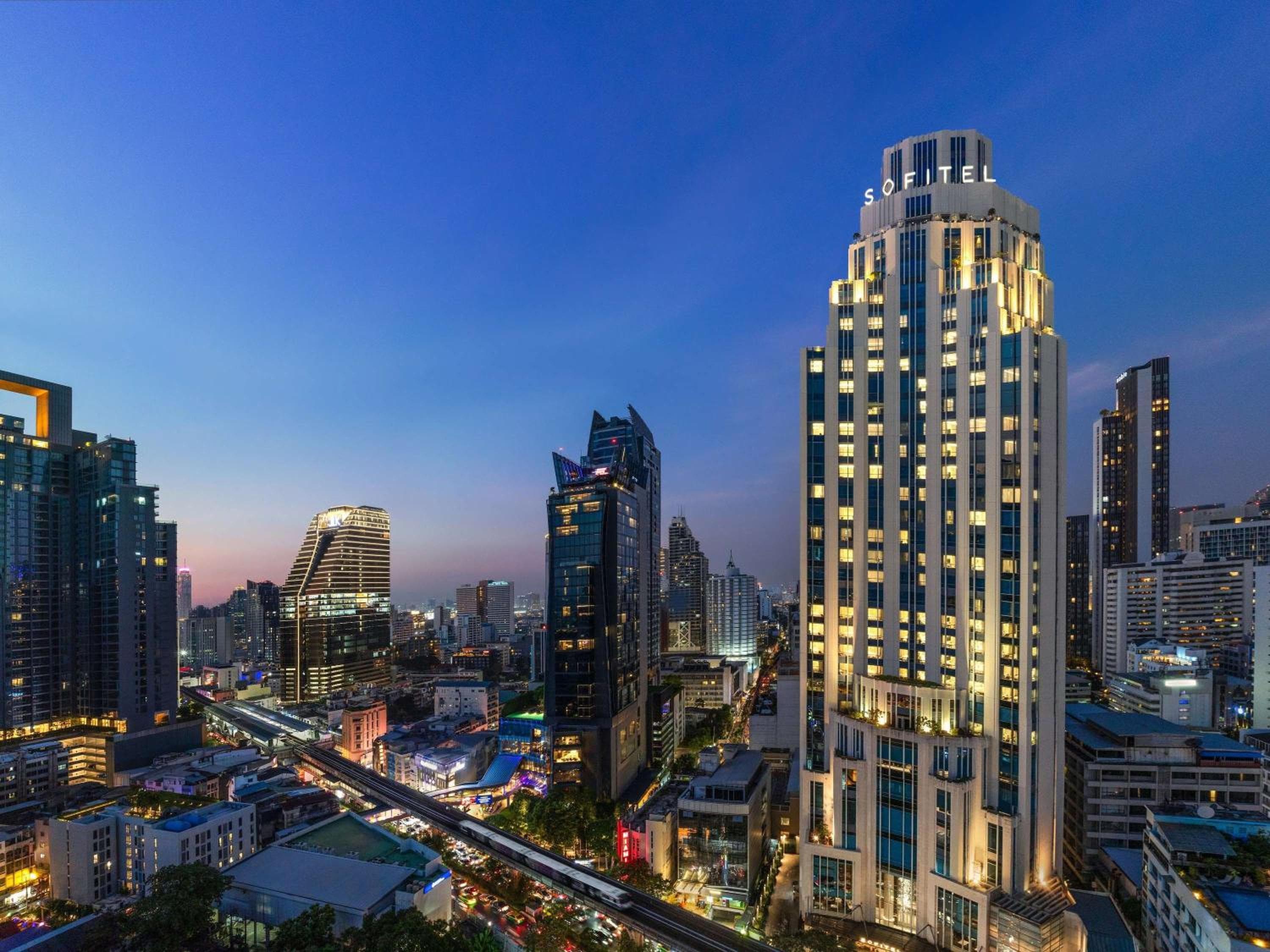 Sofitel Bangkok Sukhumvit — 11