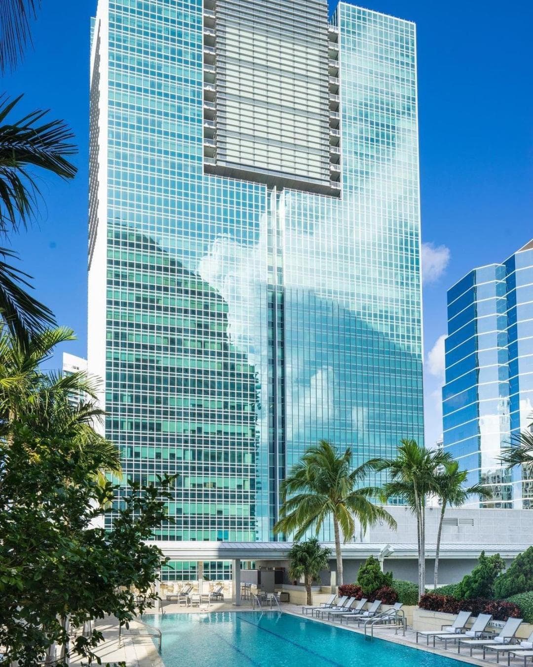Brickell Floor 31 AKA- Sea View by Palermo Home Miami — 1