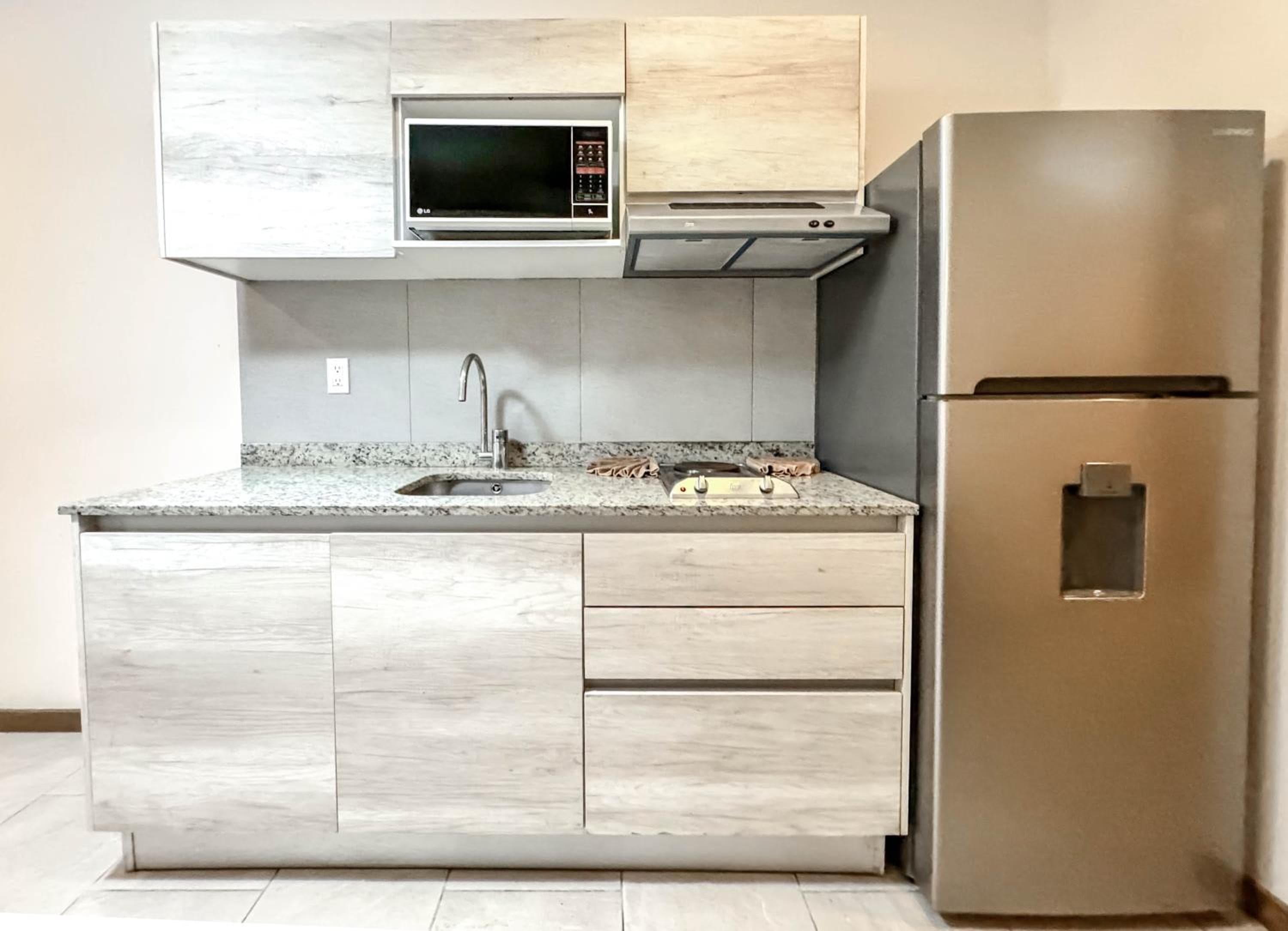 Grand Fifty Suites — 9