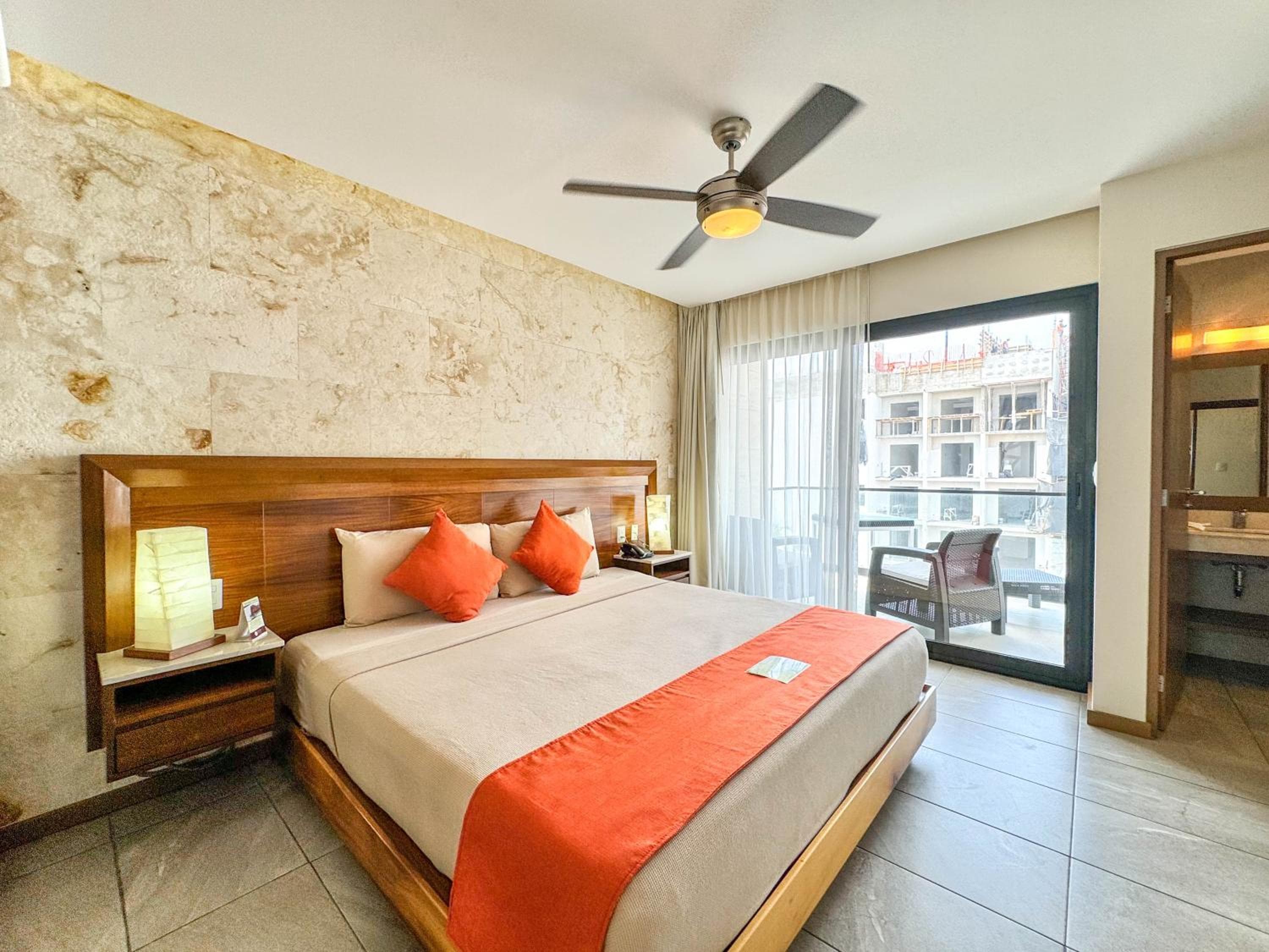 Grand Fifty Suites — 10