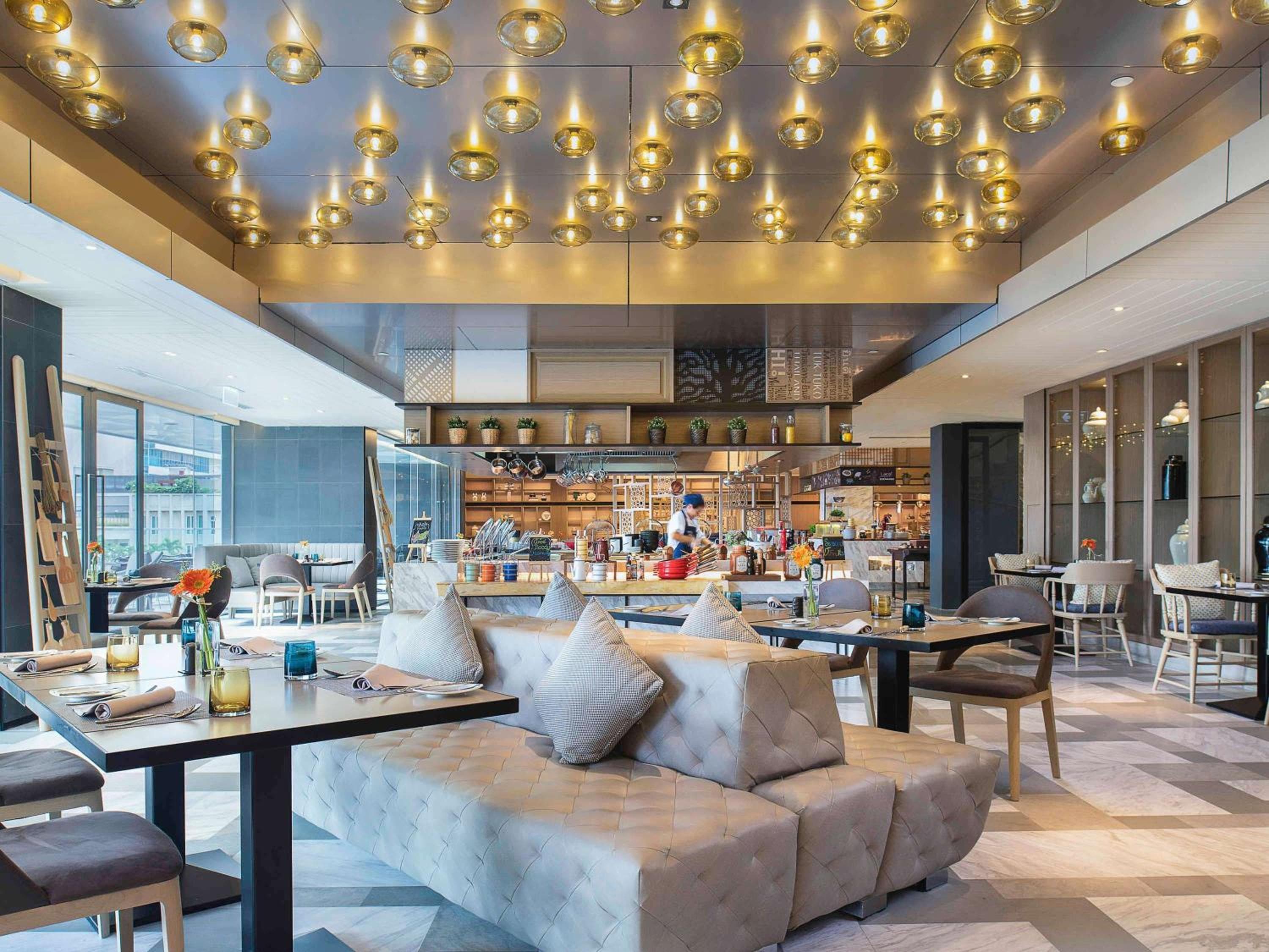 Novotel Bangkok Sukhumvit 20 — 20
