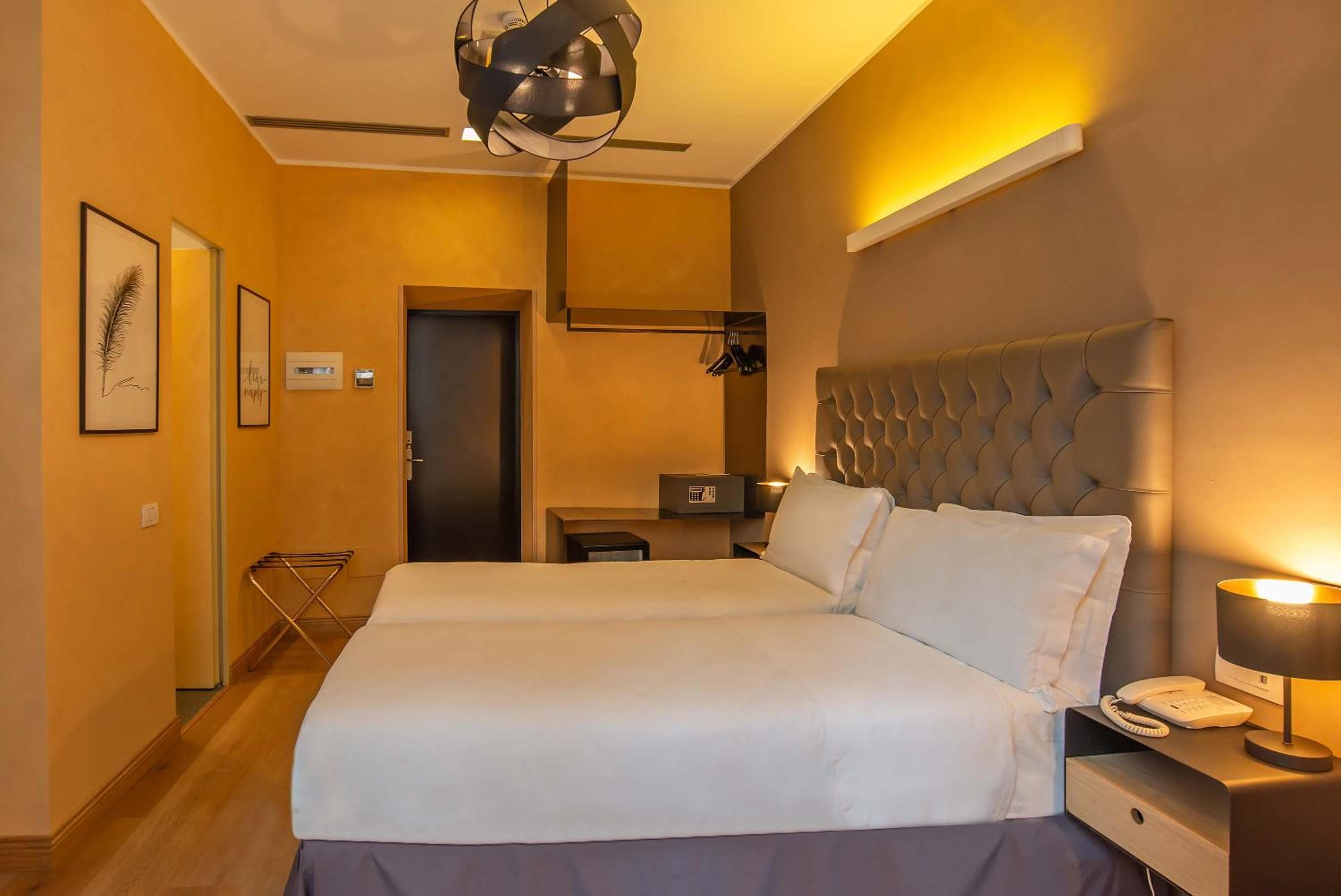 Hotel Elite — 25