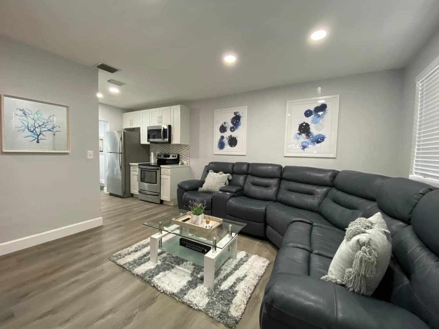Rachaels Upscale 3 bedrooms Luxury Home — 28