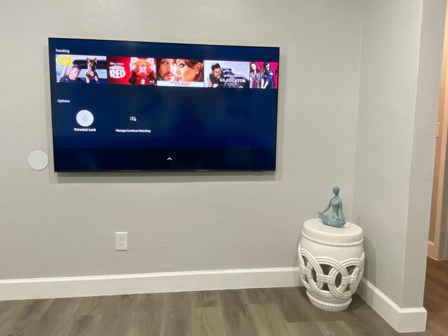 Rachaels Upscale 3 Bedrooms Luxury Home — 16