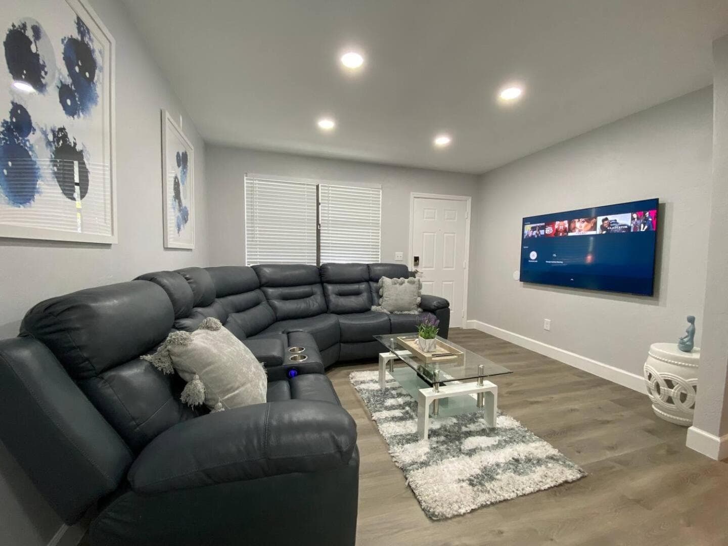 Rachaels Upscale 3 bedrooms Luxury Home — 13