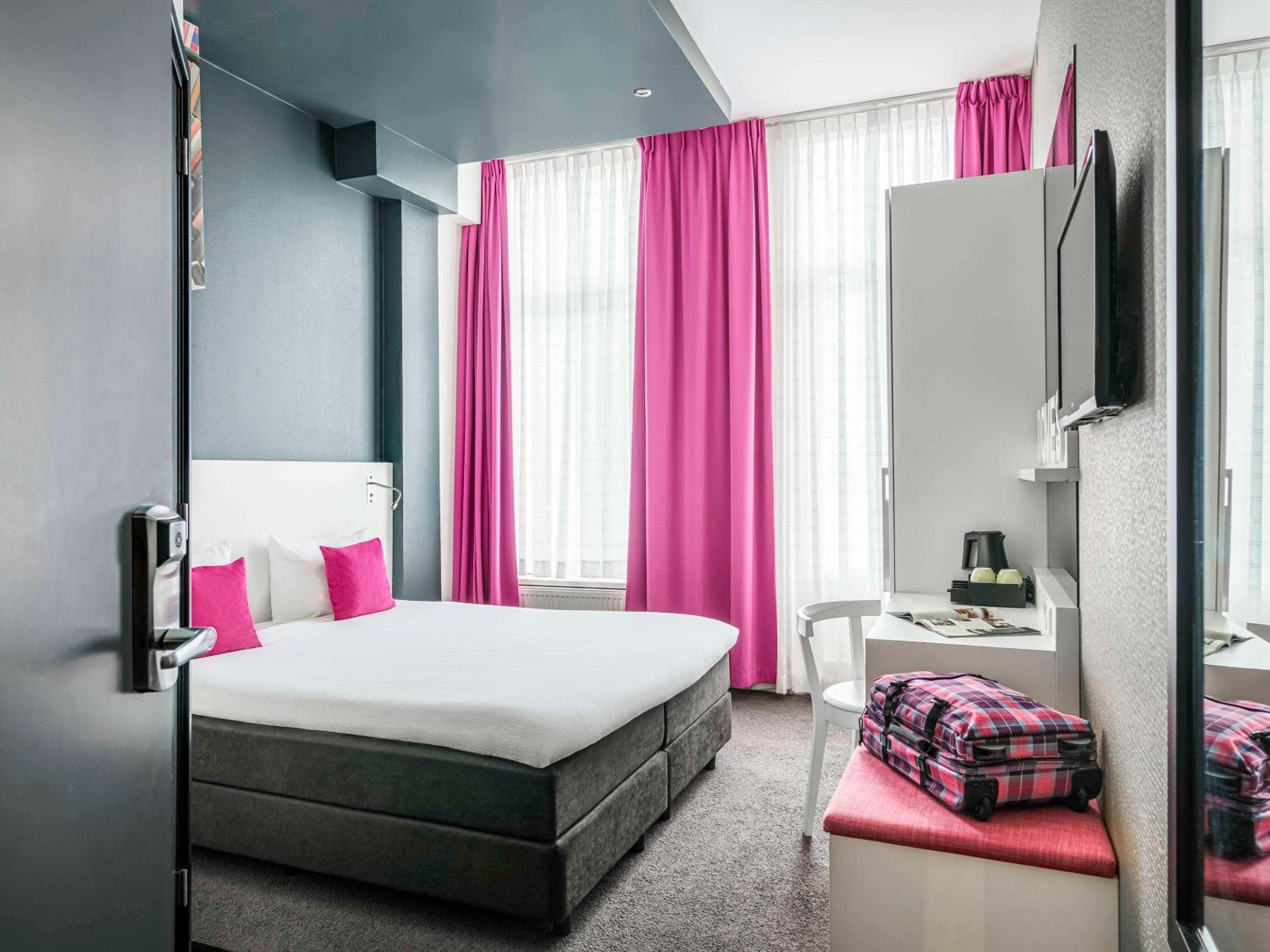 ibis Styles Amsterdam Amstel — 4