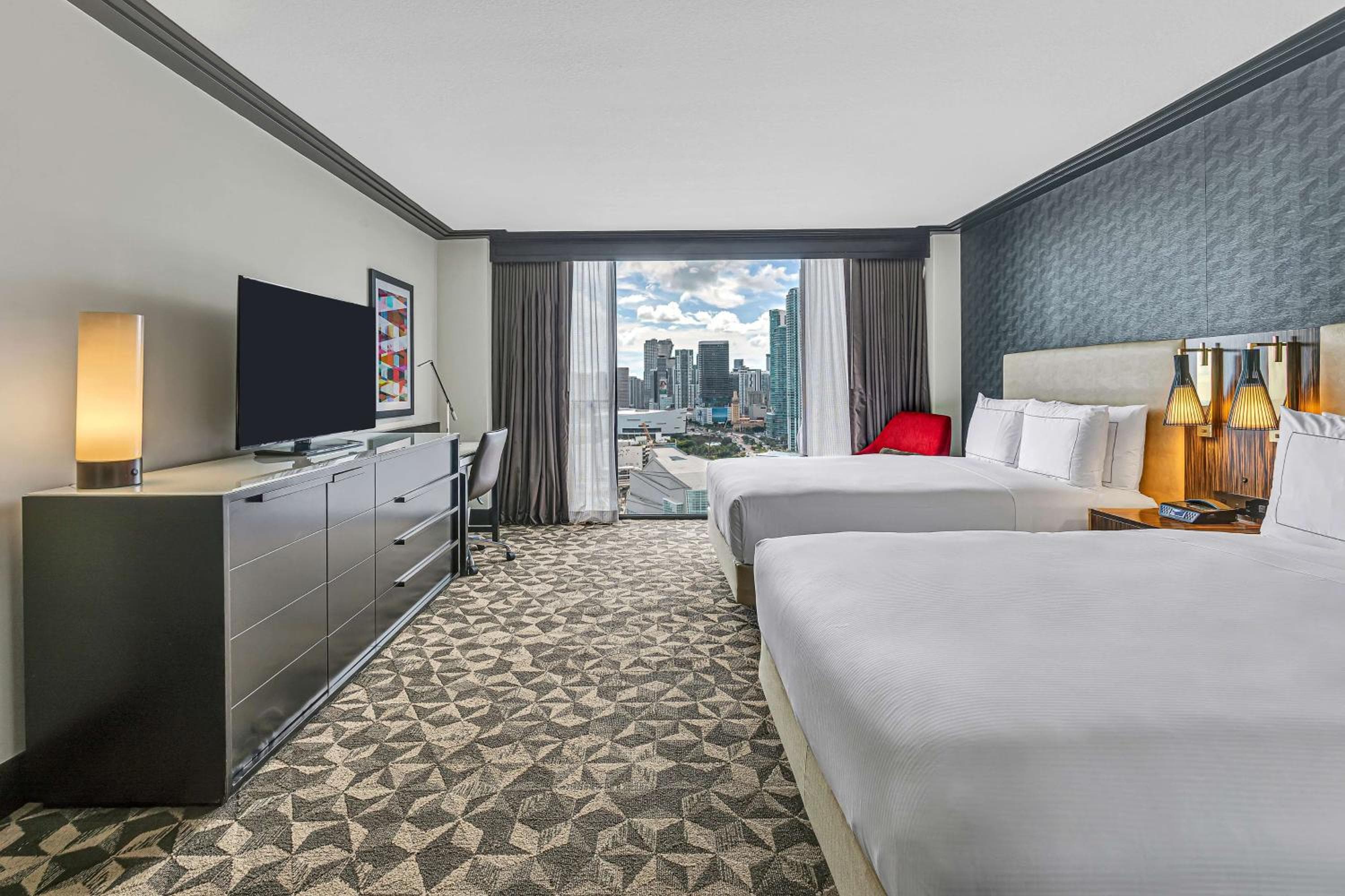 Hilton Miami Downtown — 28