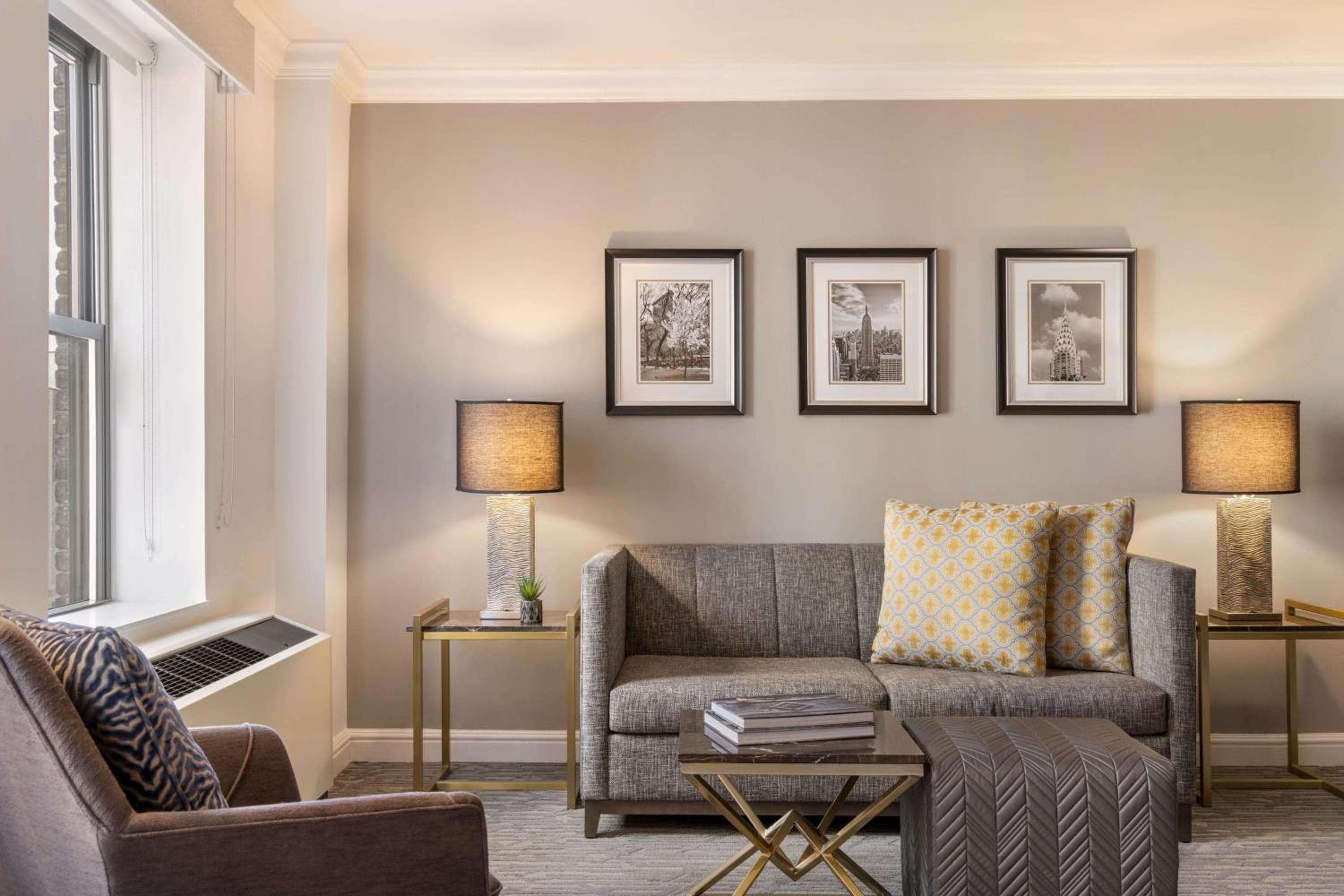Martinique New York on Broadway, Curio Collection by Hilton — 22