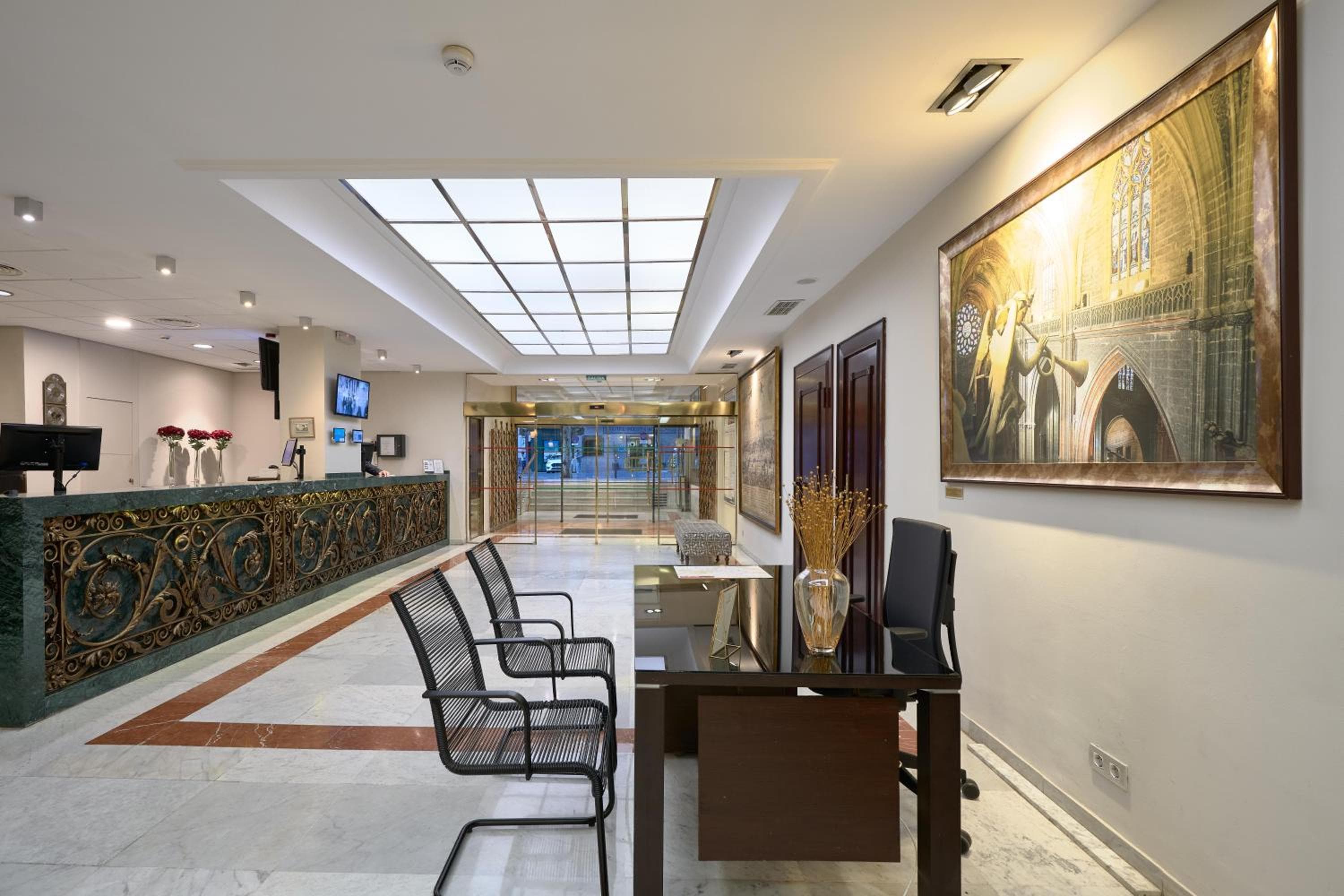 Hotel Bécquer — 6