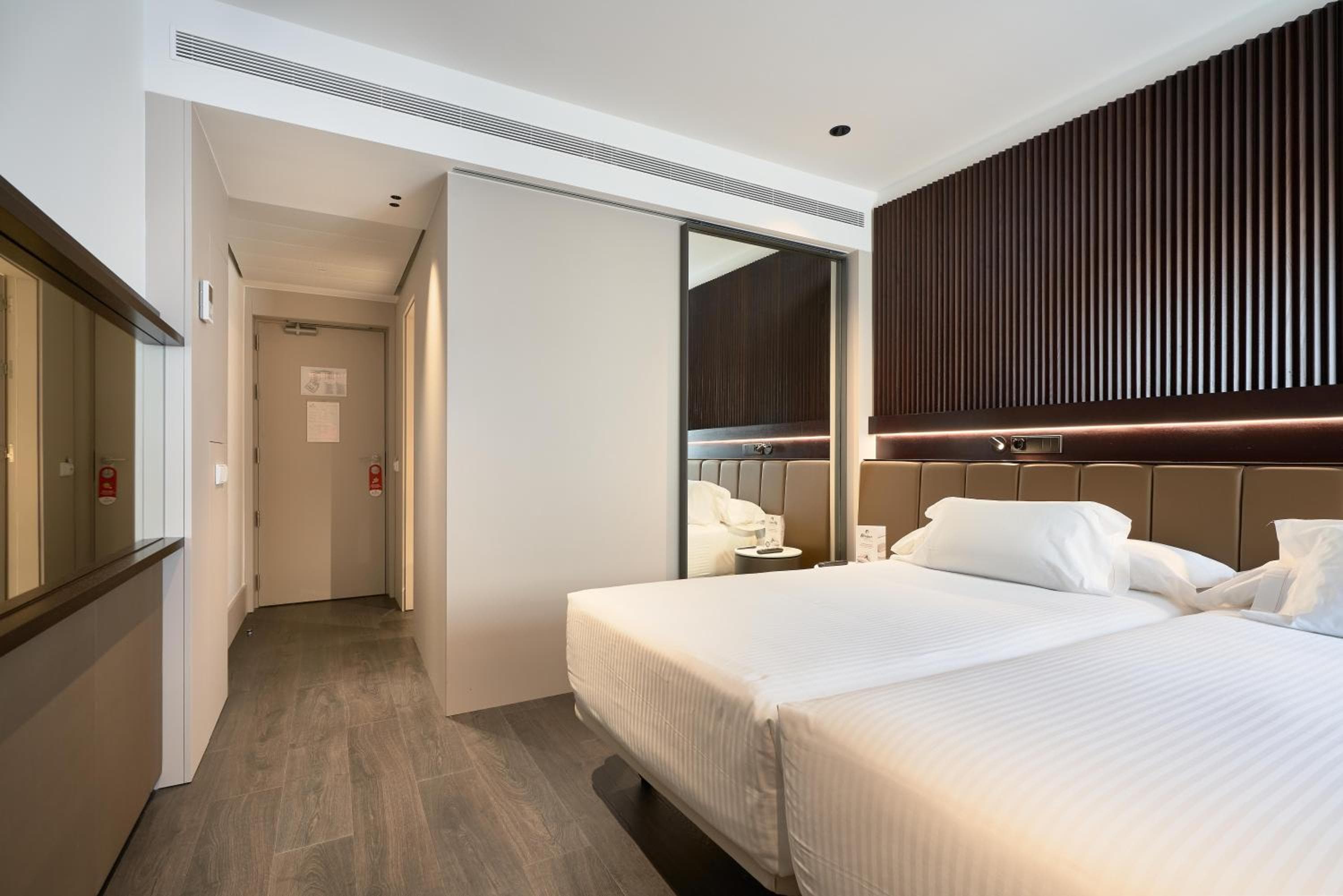 Hotel Bécquer — 19