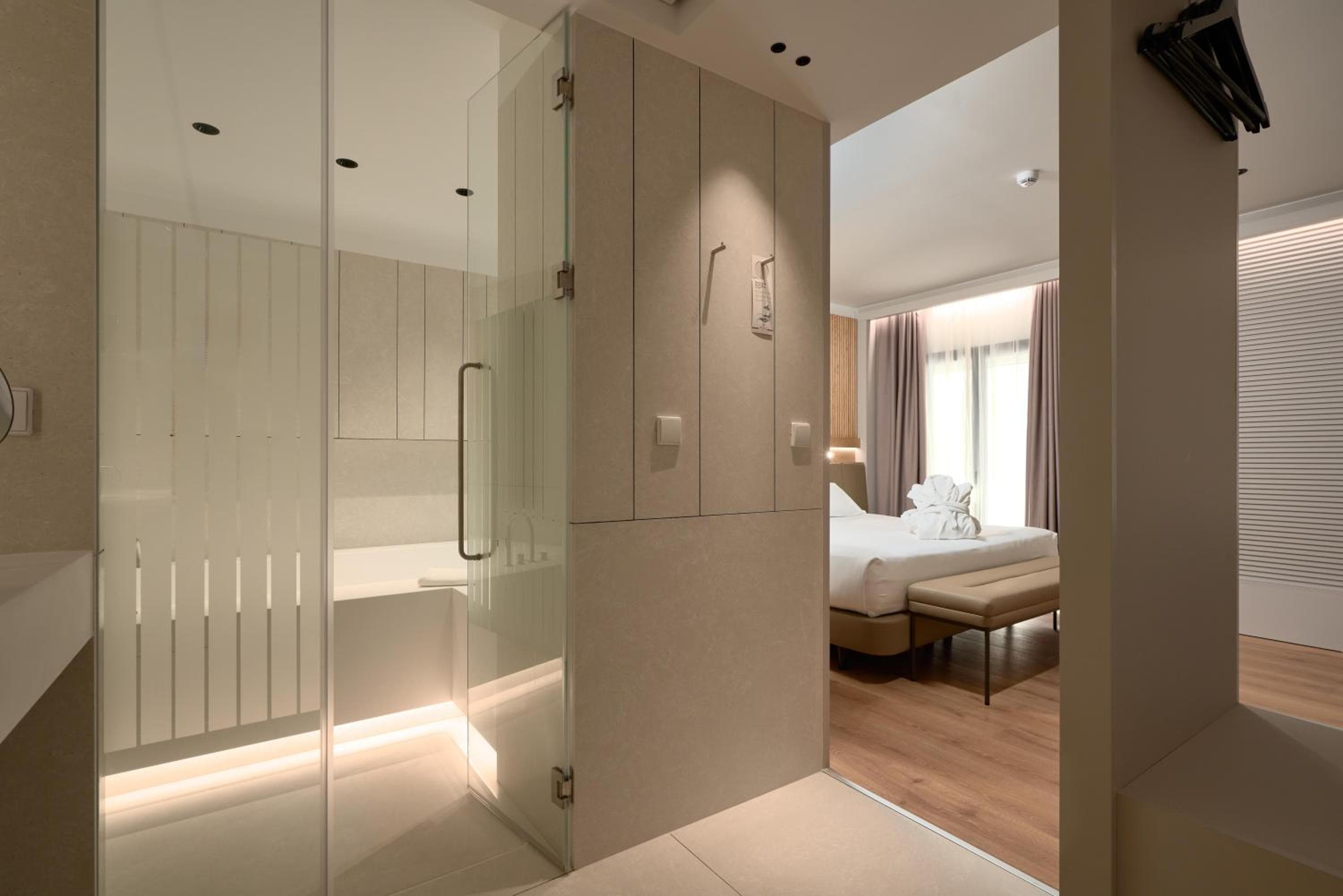 Hotel Bécquer — 30