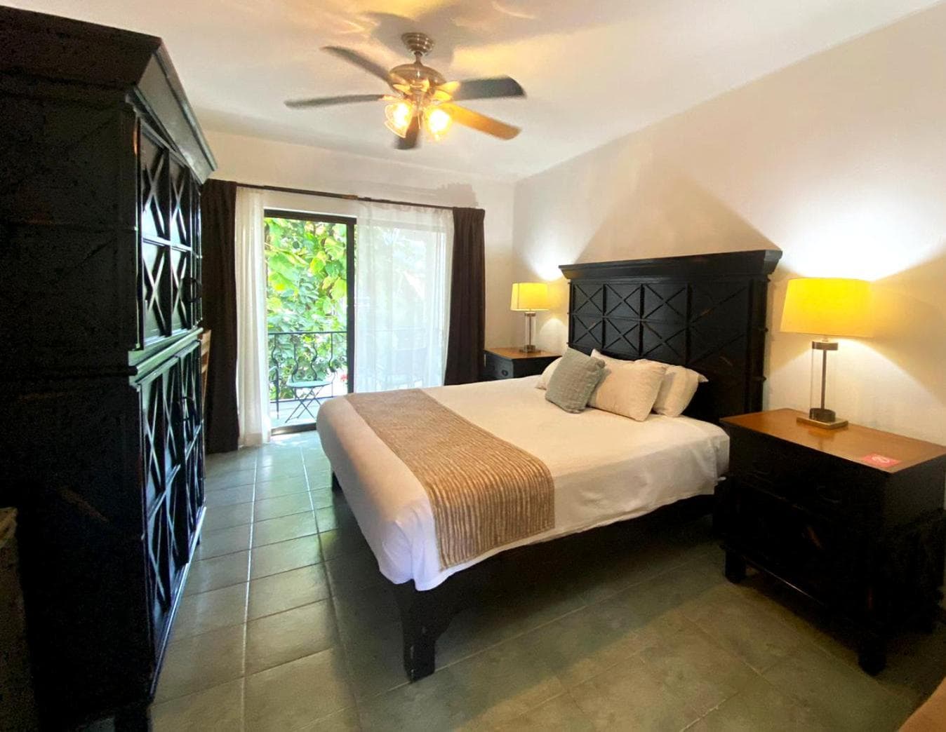 Hotel Hacienda Paradise — 7
