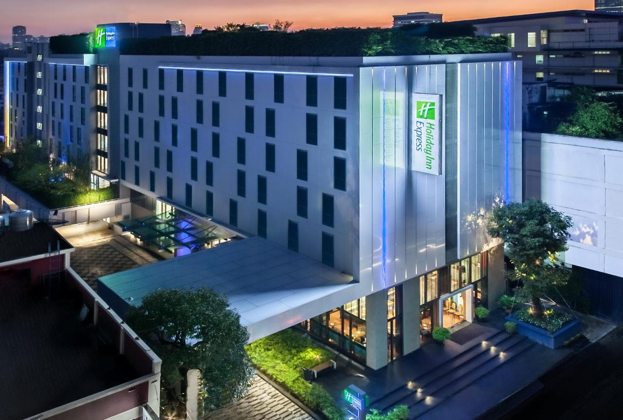 Holiday Inn Express Bangkok Soi Soonvijai by IHG — 15