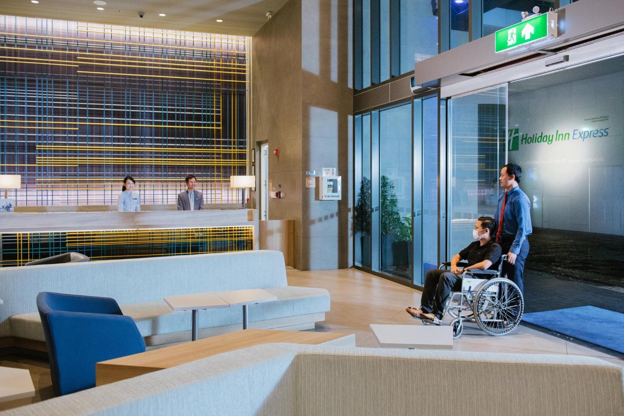 Holiday Inn Express Bangkok Soi Soonvijai by IHG — 3