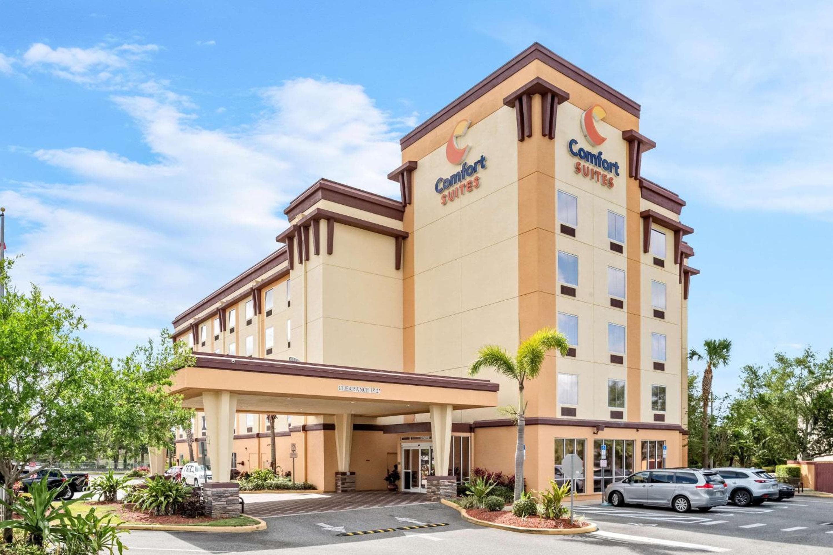 Comfort Suites Orlando Airport — 1