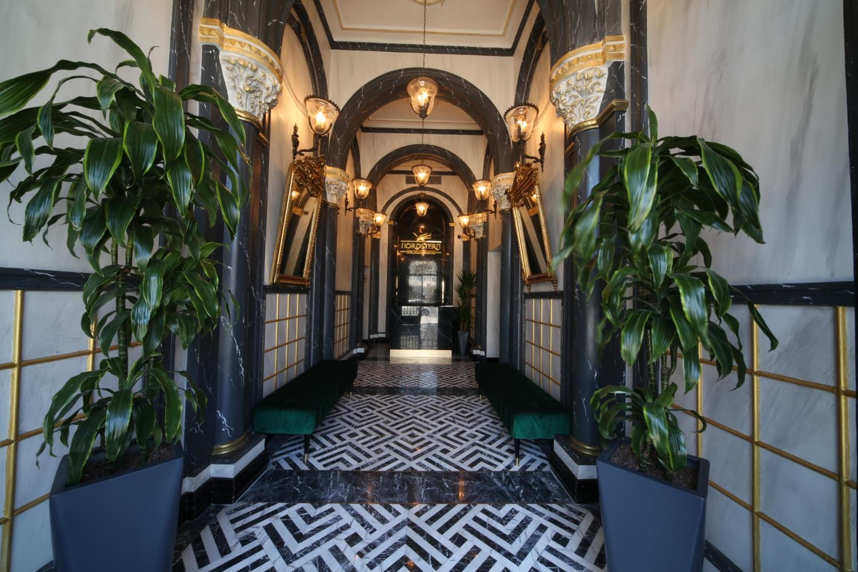 Nordstern Hotel Galata — 2