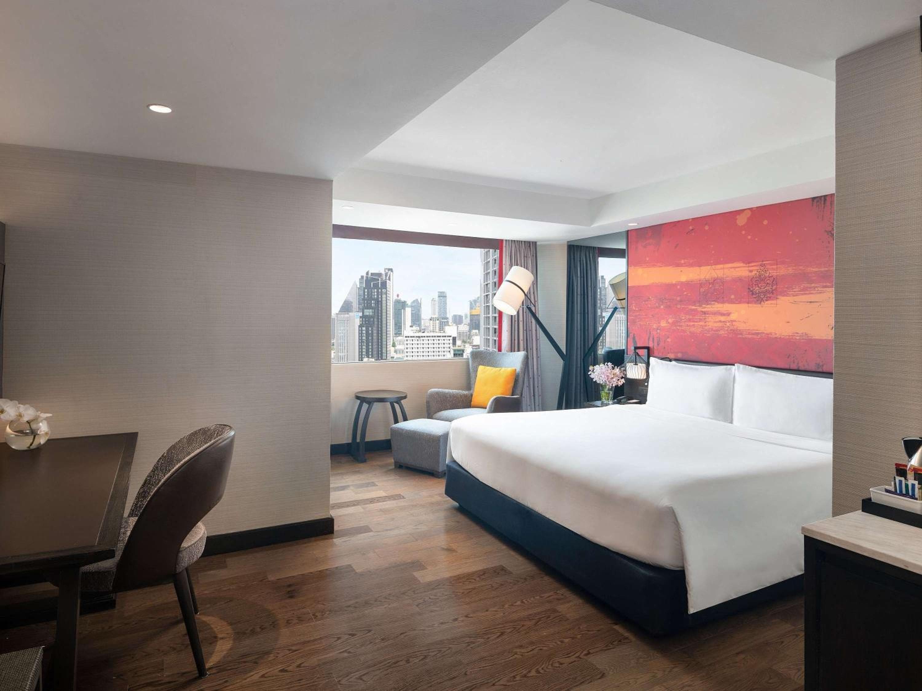 Mercure Bangkok Sukhumvit 11 — 21