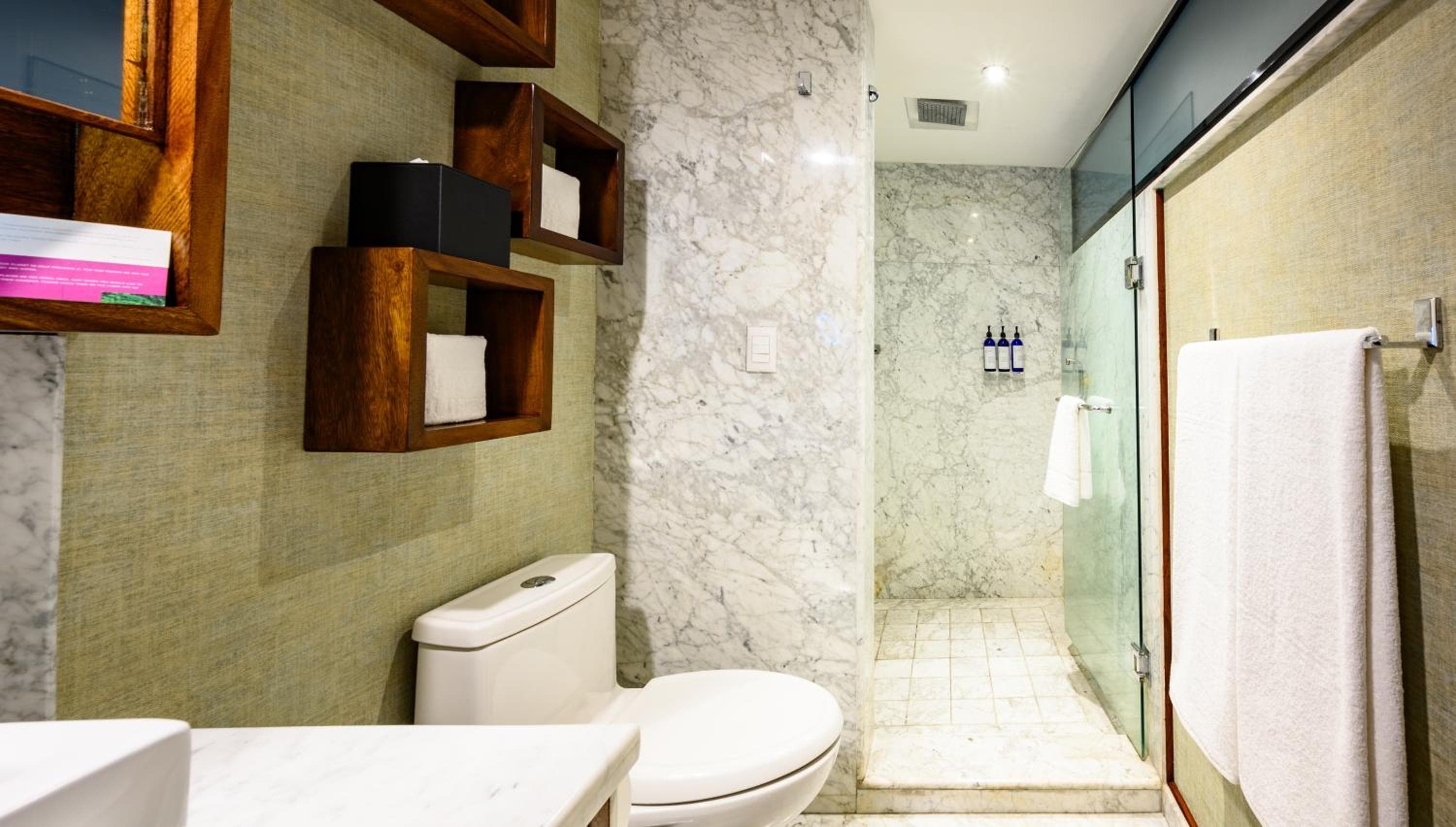Las Suites Campos Eliseos — 29