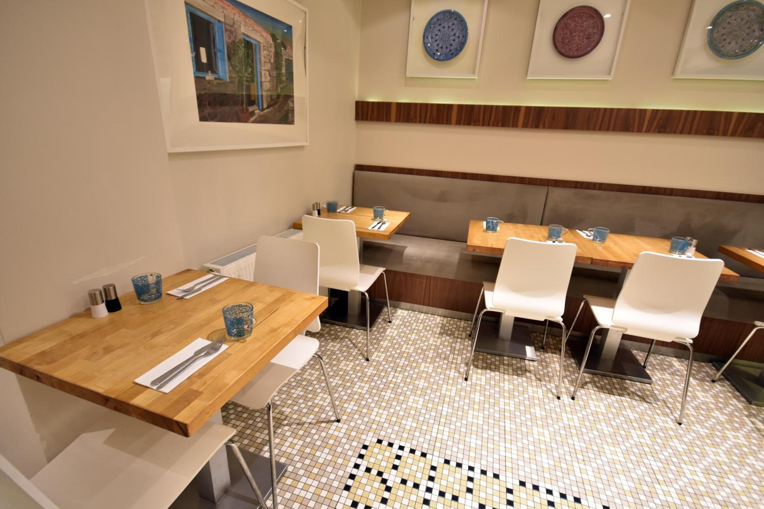 Elanaz Hotel — 11
