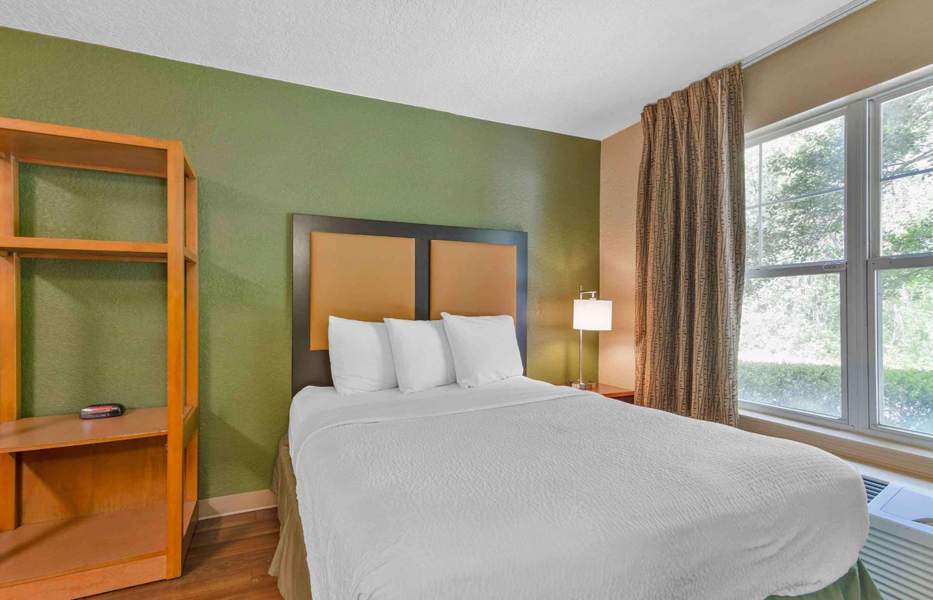 Extended Stay America Suites - Orlando - Maitland - Summit Tower Blvd — 5