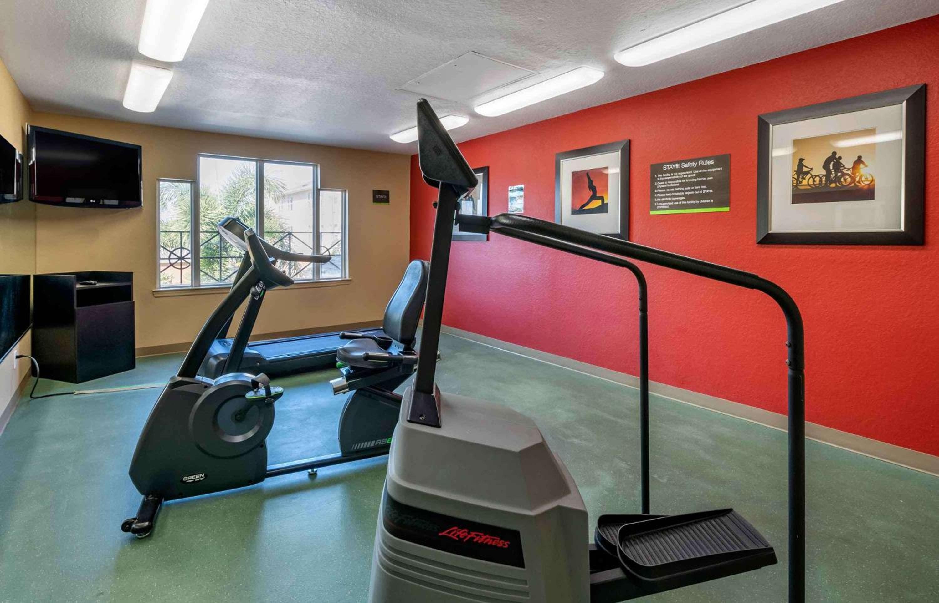 Extended Stay America Suites - Orlando - Maitland - Summit Tower Blvd — 18