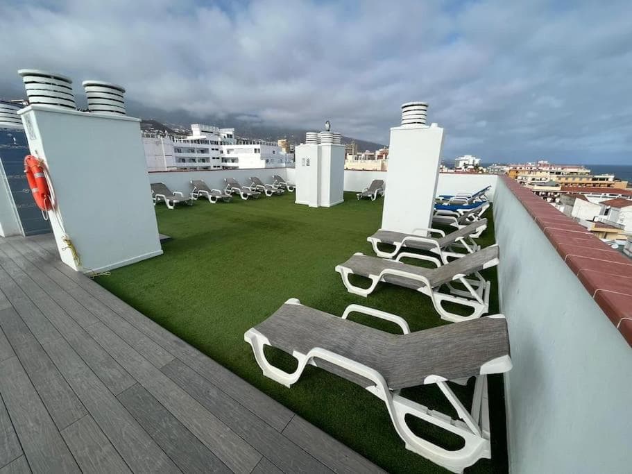 Girasol Rooftop View — 3