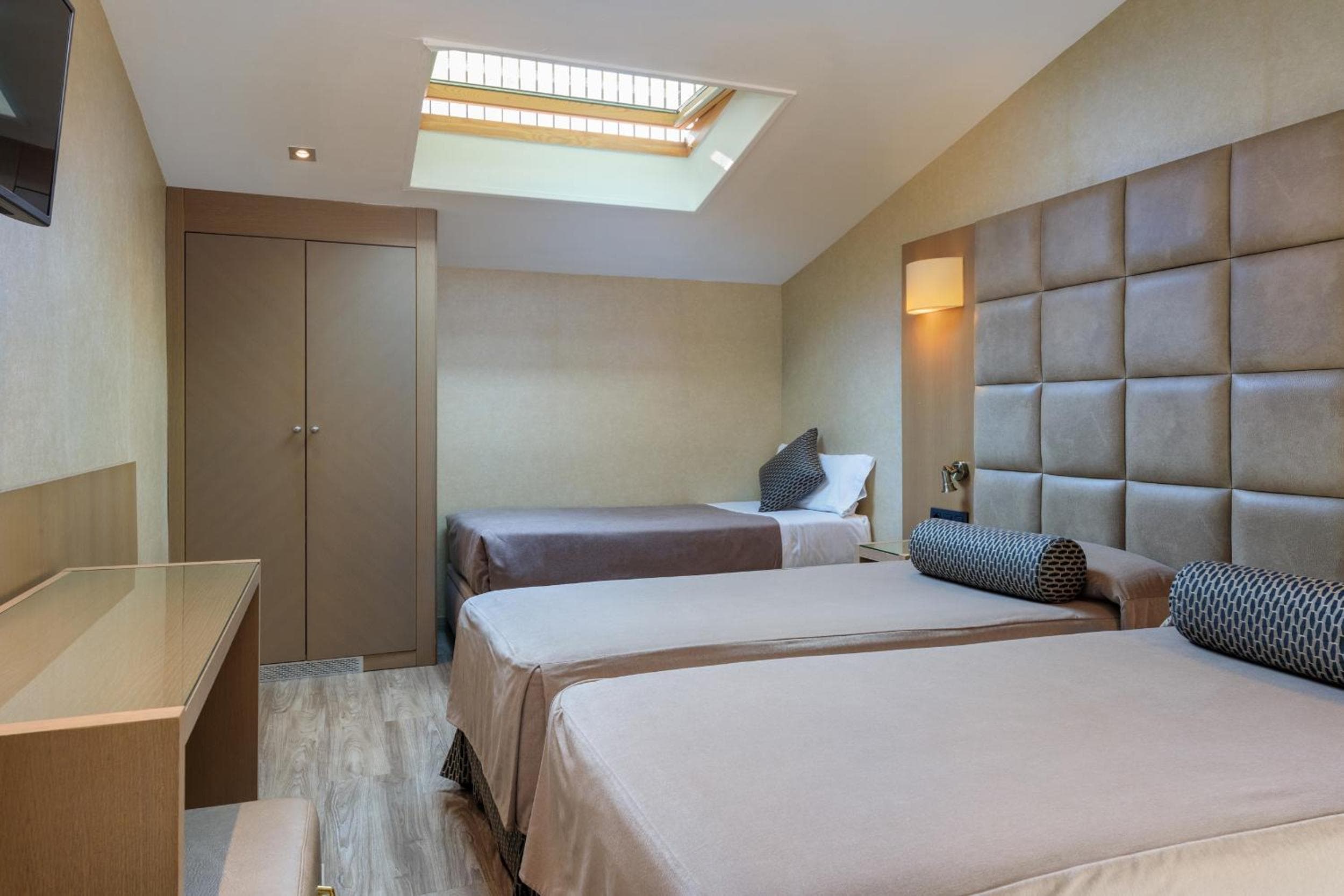 Hotel Suizo — 2