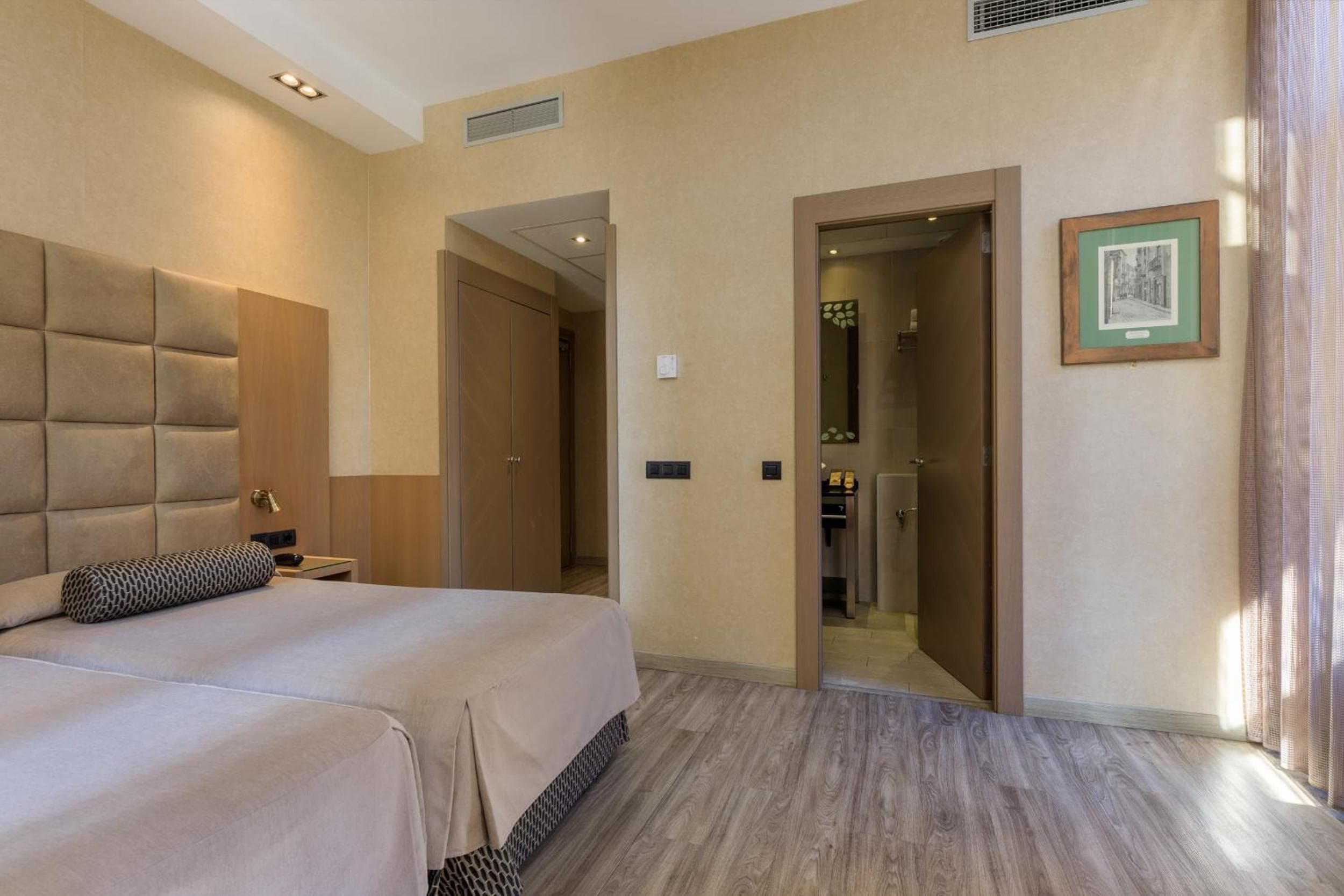 Hotel Suizo — 12