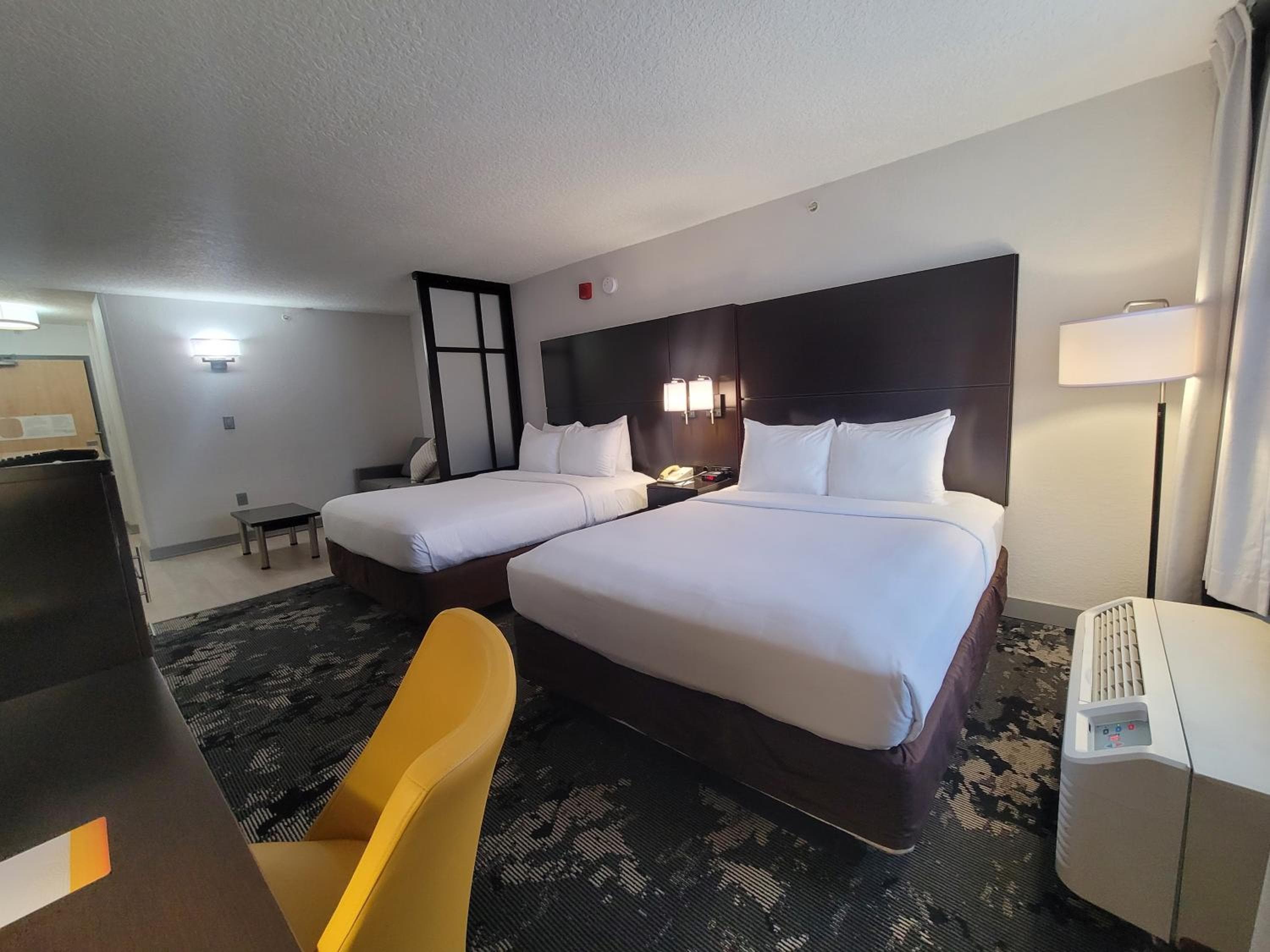 Comfort Inn & Suites in der Nähe des Universal Orlando Resort-Kongresszentrums — 7