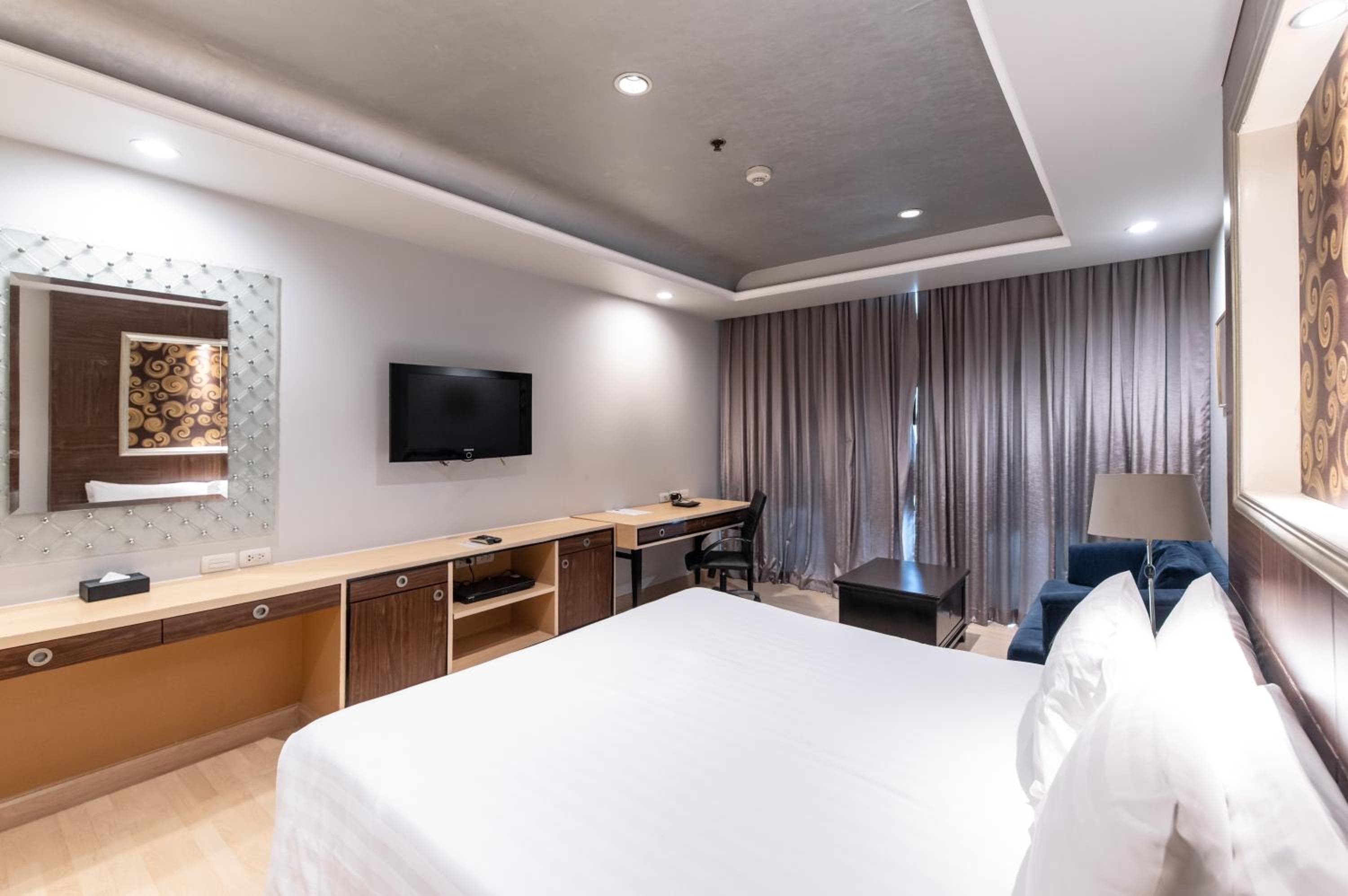 Admiral Premier Bangkok — 24