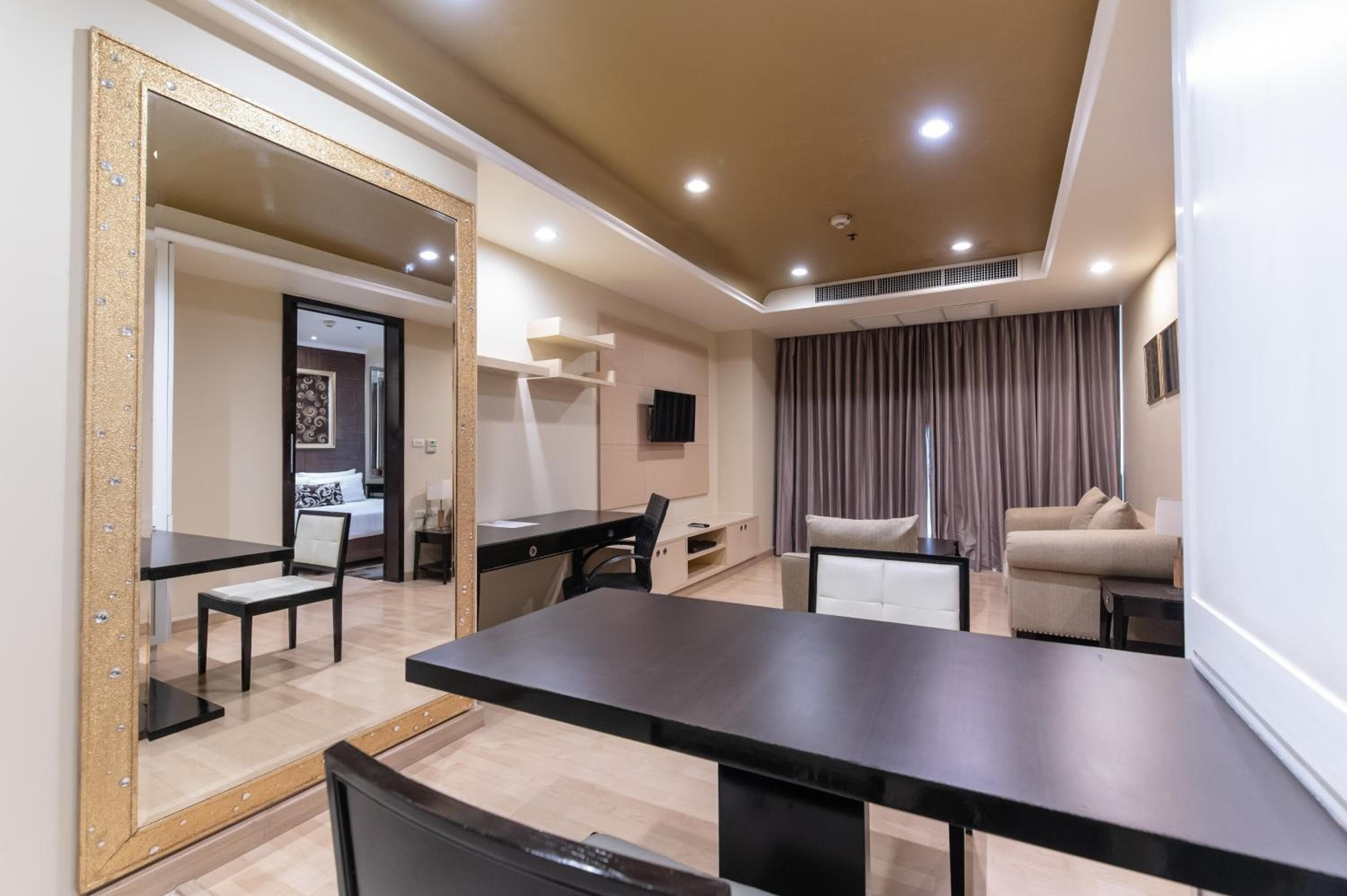 Admiral Premier Bangkok — 14