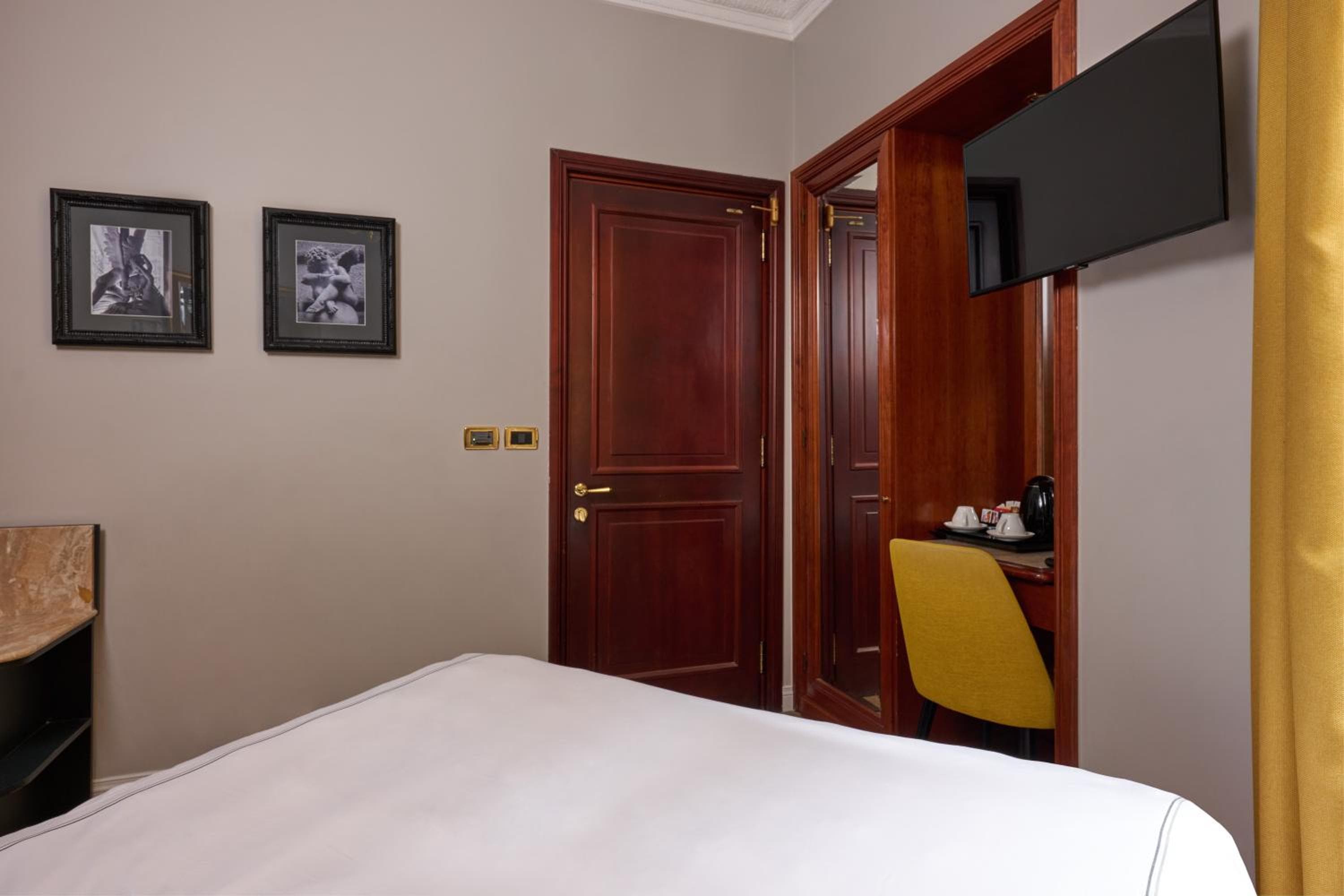 Hotel Barberini — 6