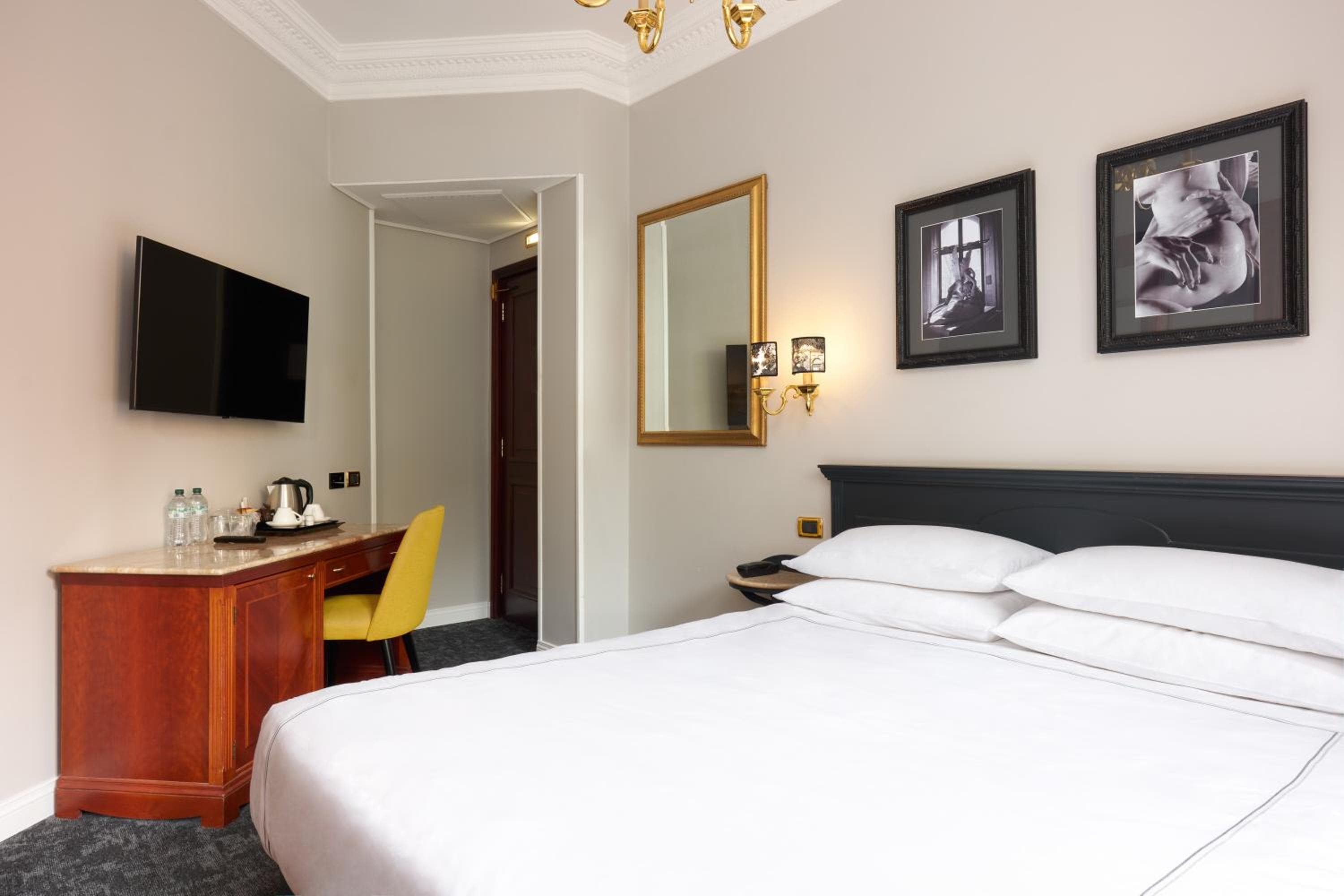 Hotel Barberini — 13