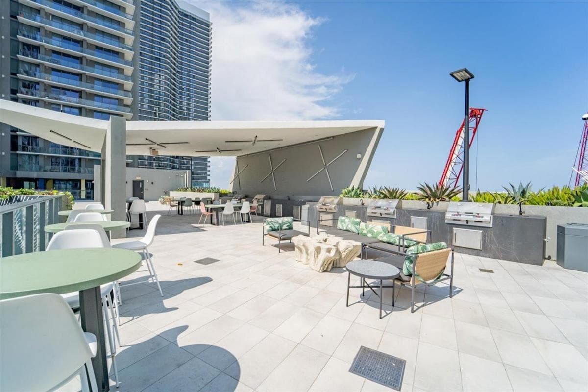 TR Miami 2 Bedroom Condo und Studio mit Balkon — 26