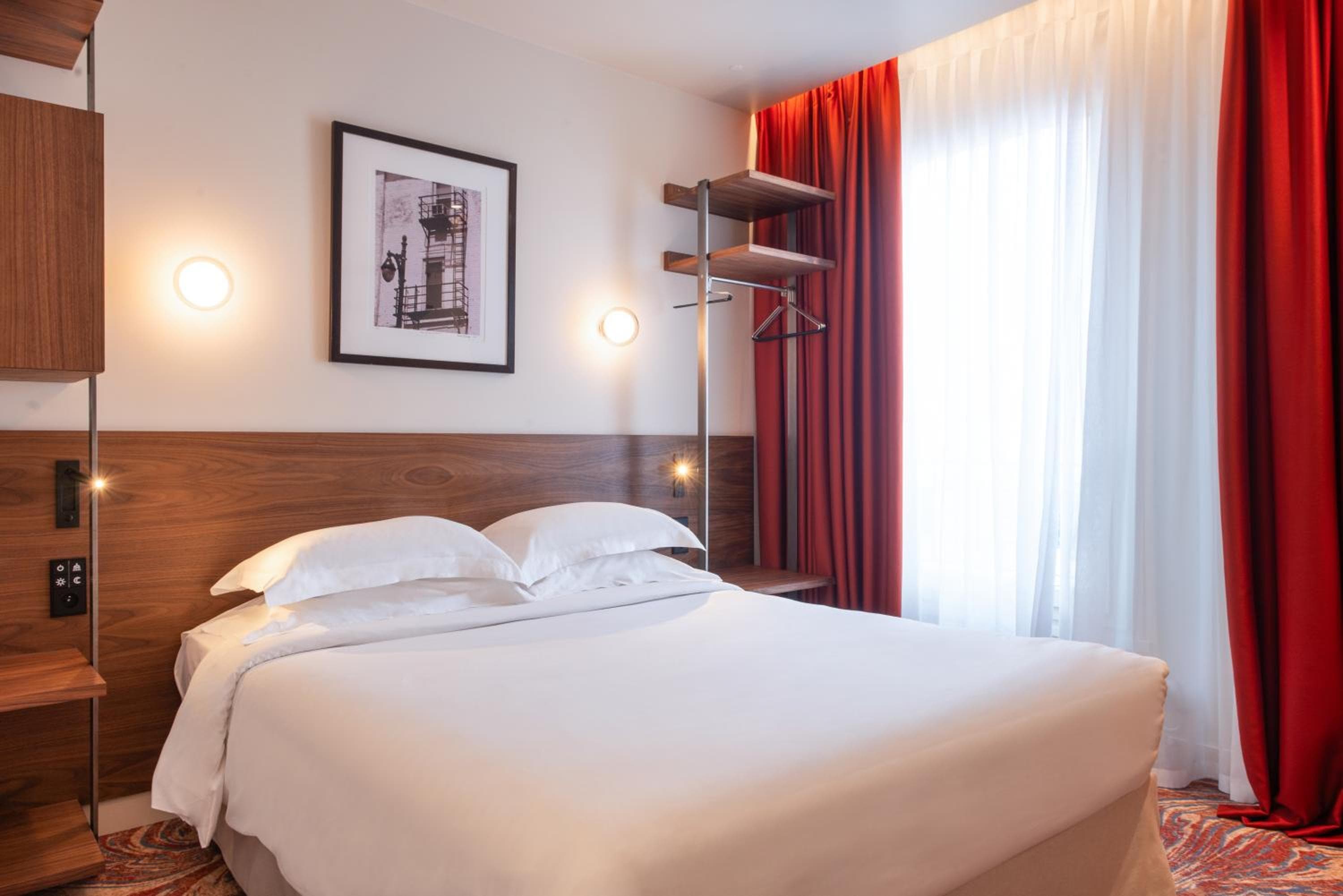 Golden Tulip Opera de Noailles — 28