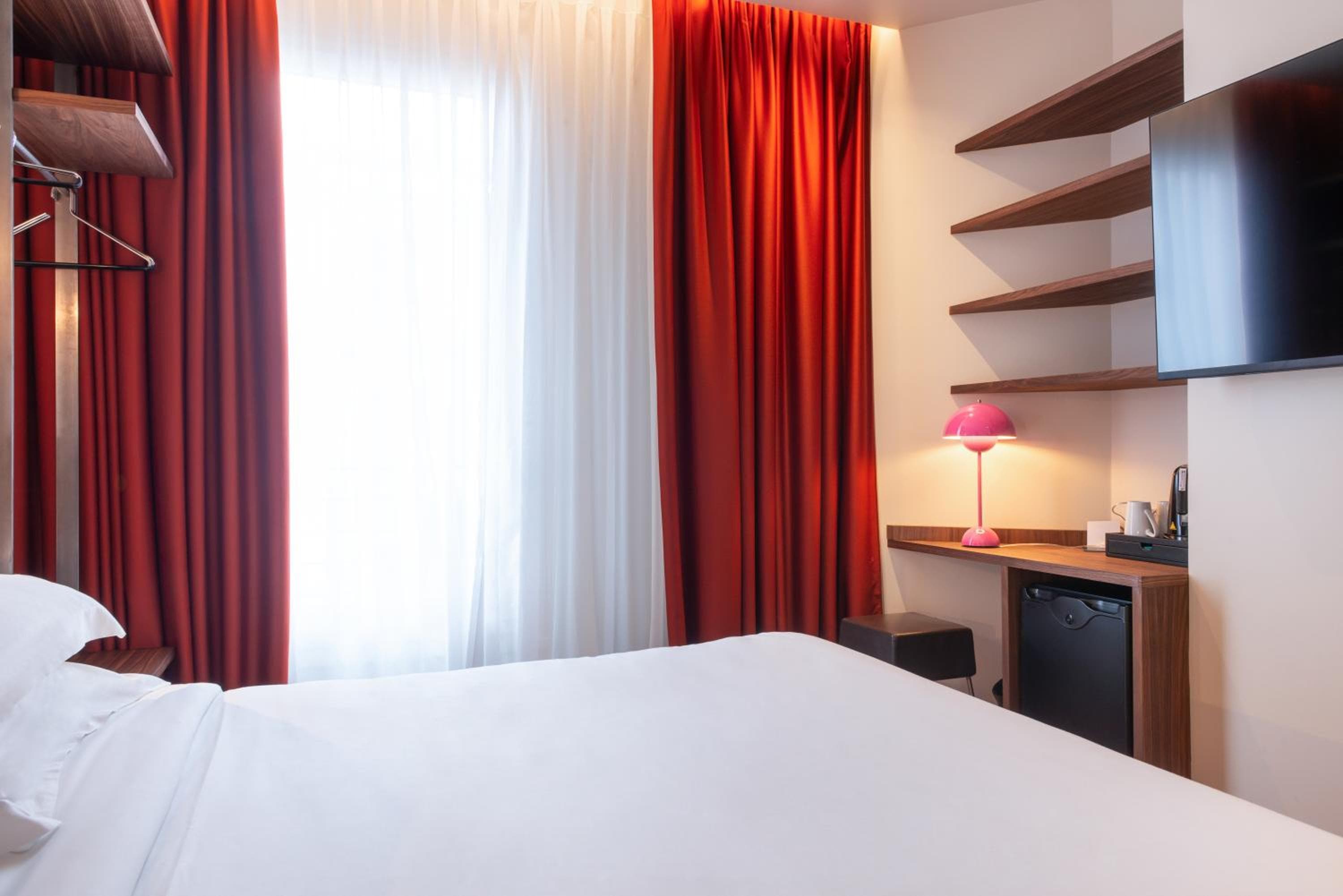 Golden Tulip Opera de Noailles — 25